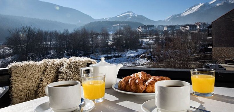 Premier-Bansko-Hotel-Breakfast-View.jpg