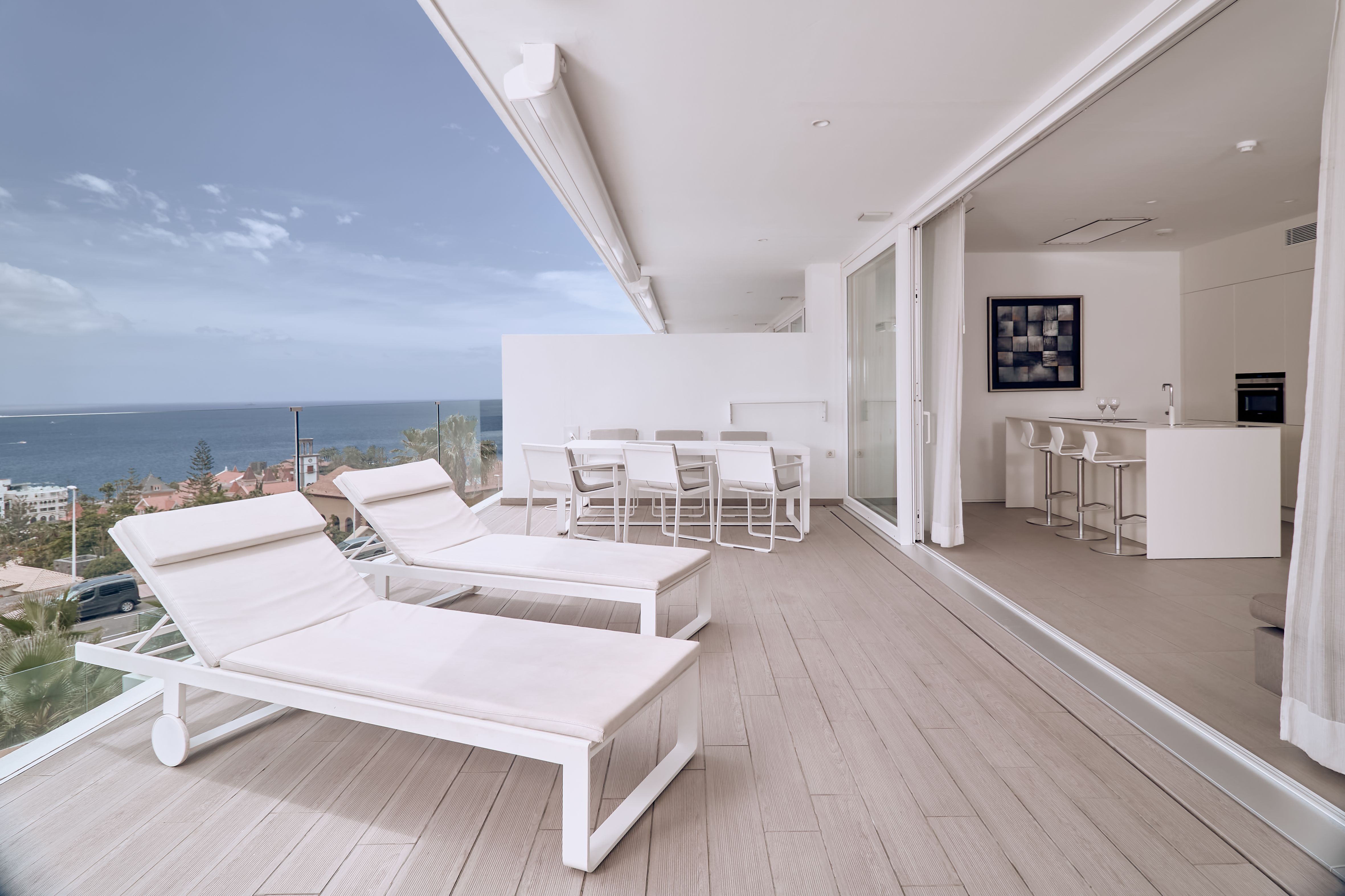 1 BEDROOM SUITE WITH SEA VIEW (DIVINITY BLISS)