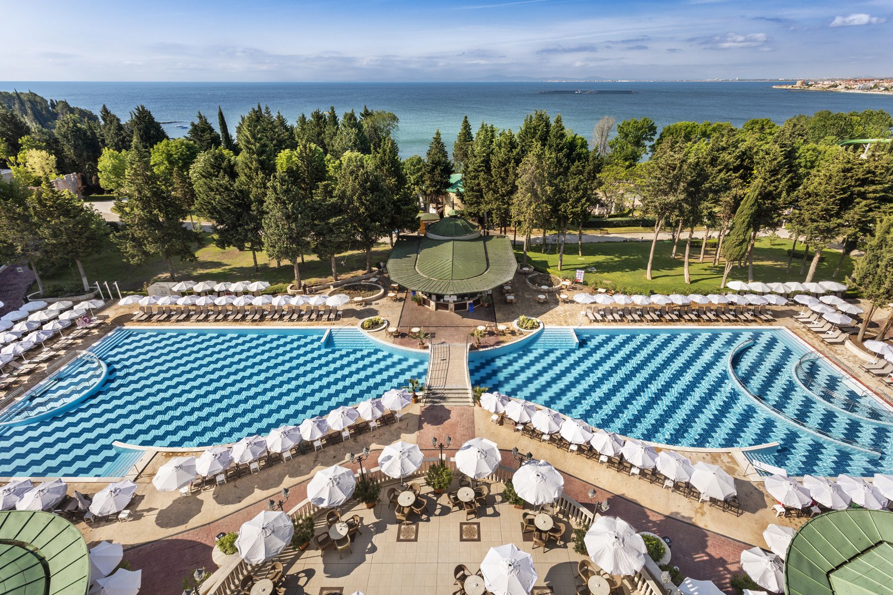 Piscina deschisă