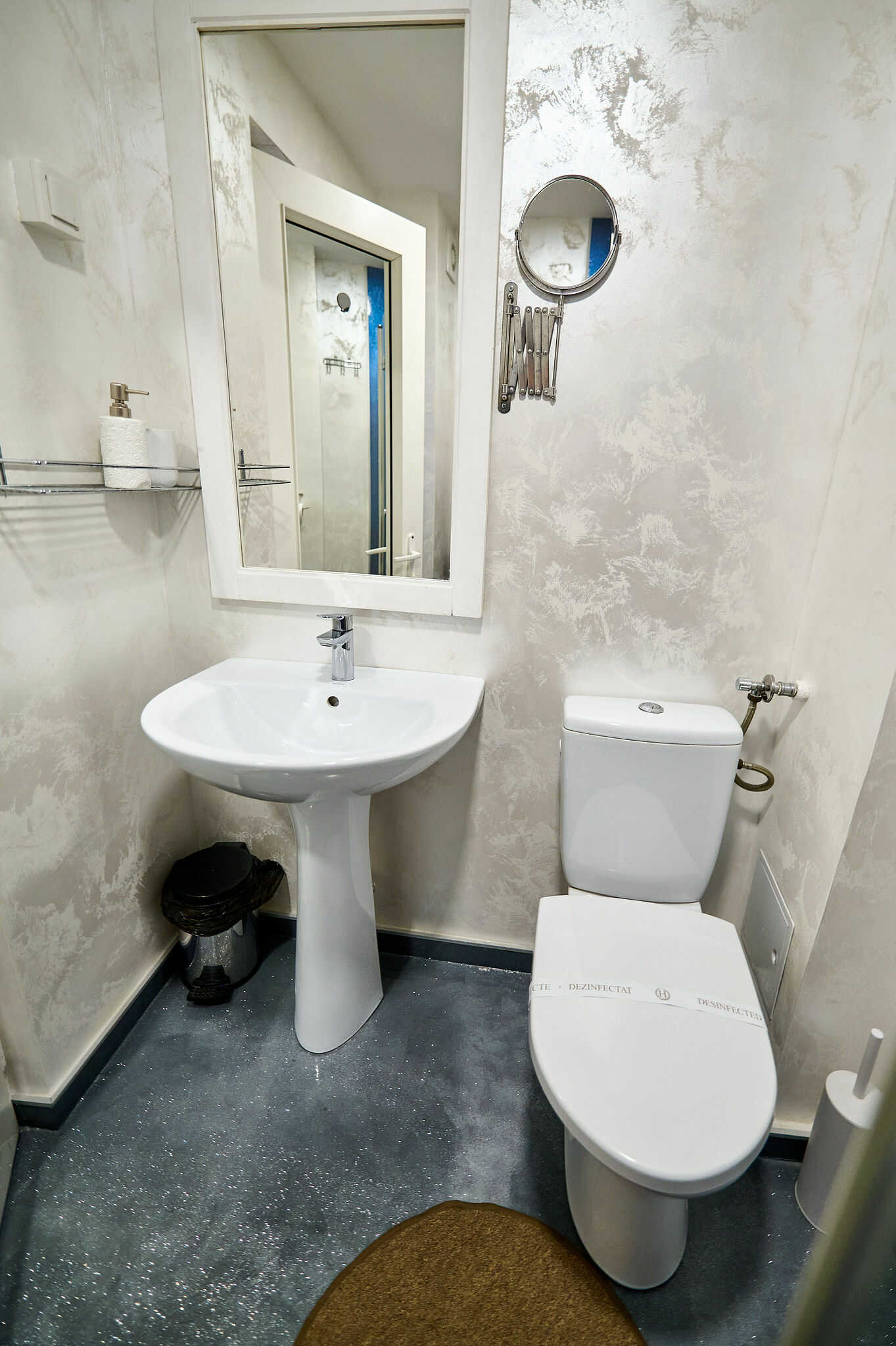 APARTAMENT CU BUCATARIE