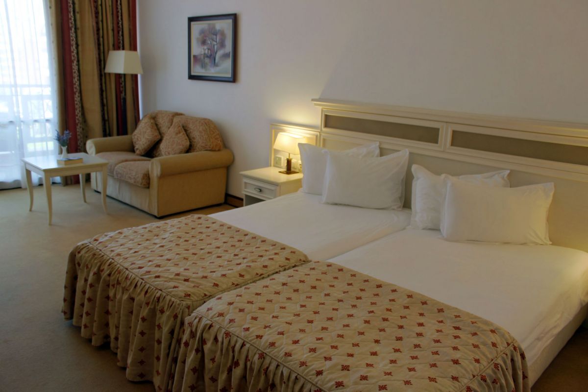Standard Room (Balcony)