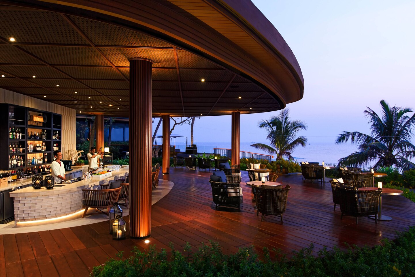 Pool Bar