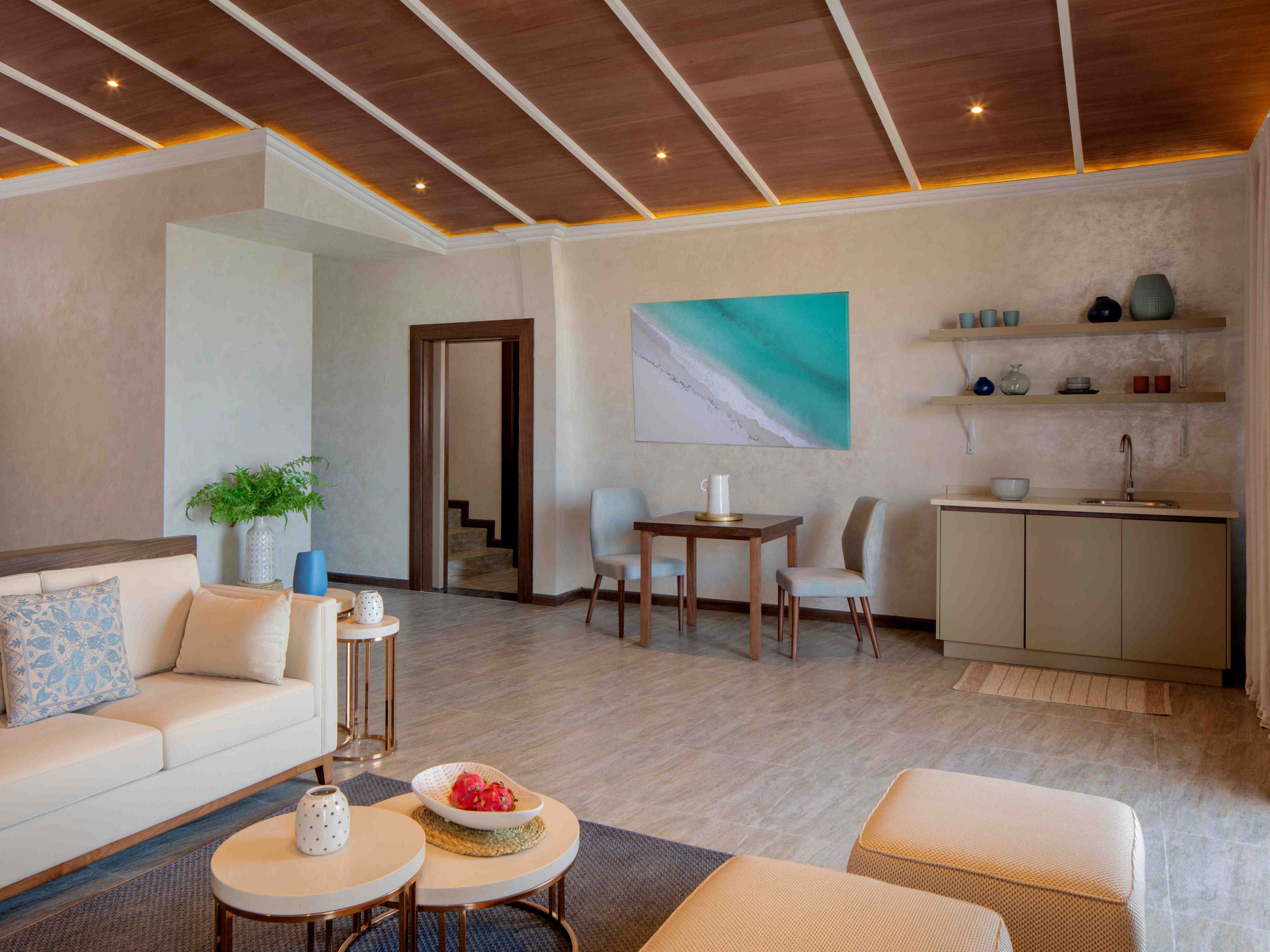 Deluxe Beach  Pool Suite