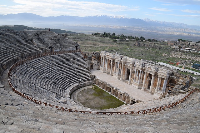 hierapolis-theatre-1282413_640.jpg