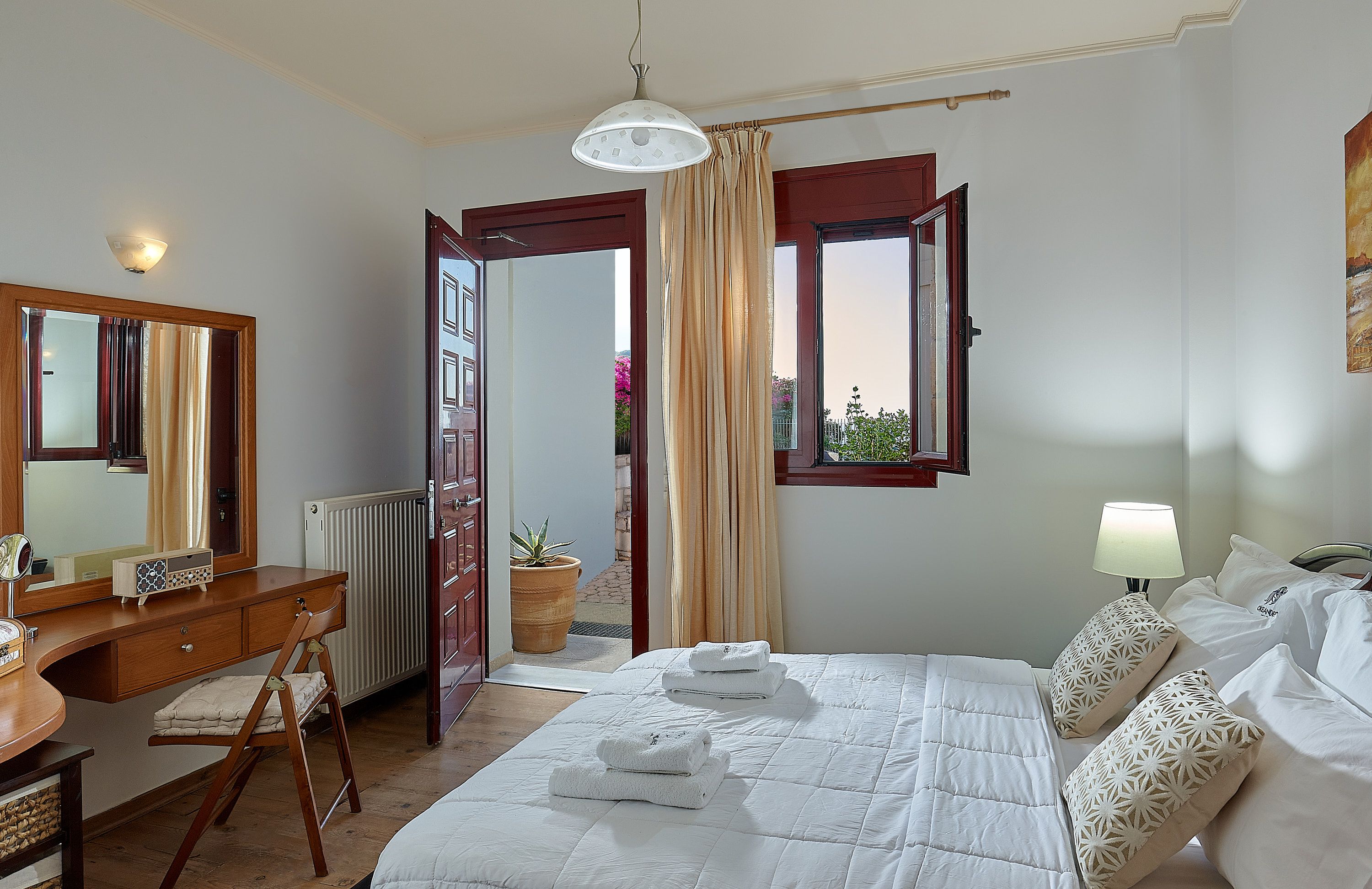OKEANIDES LUXURY VILLAS