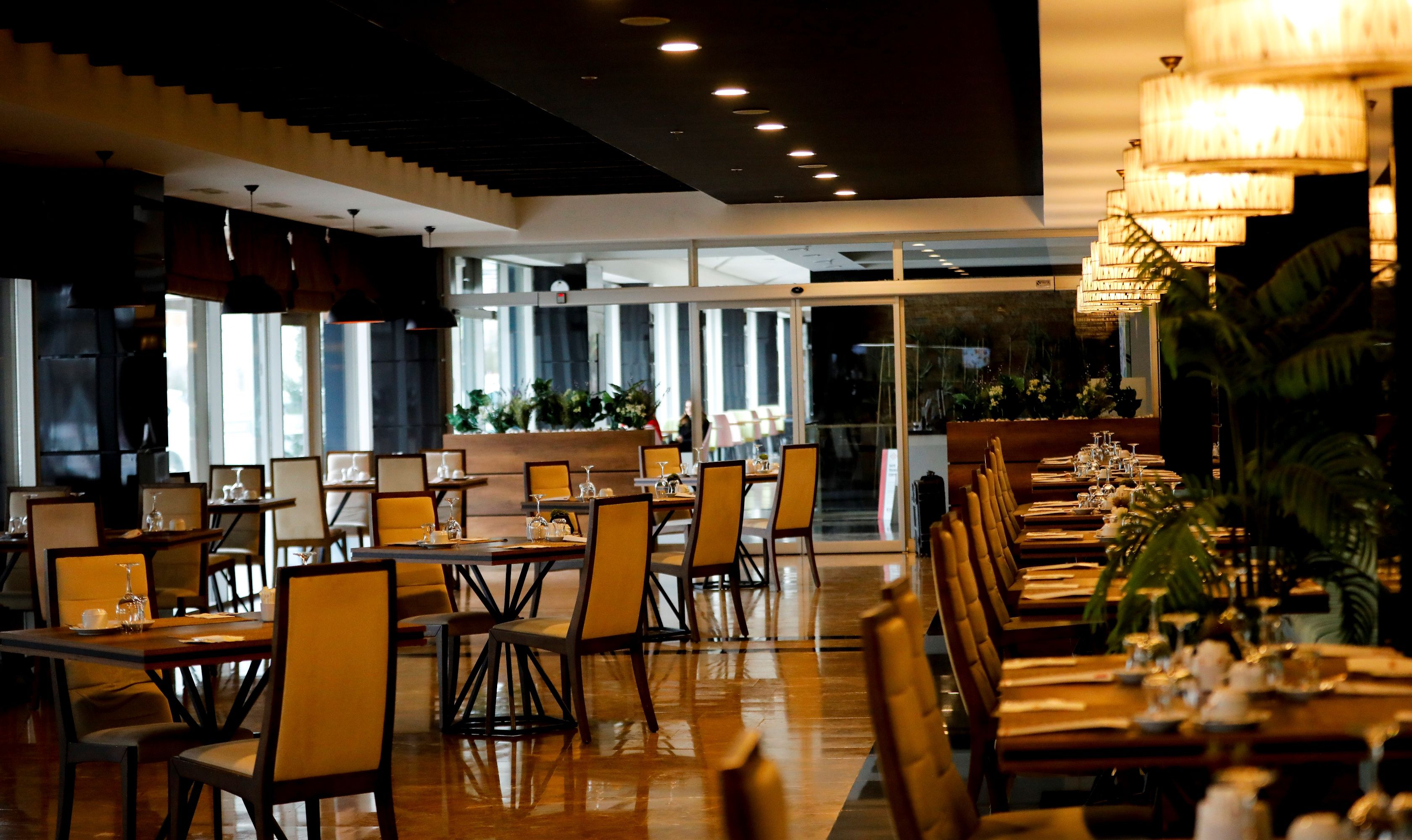 KITCHEN RESTAURANT
