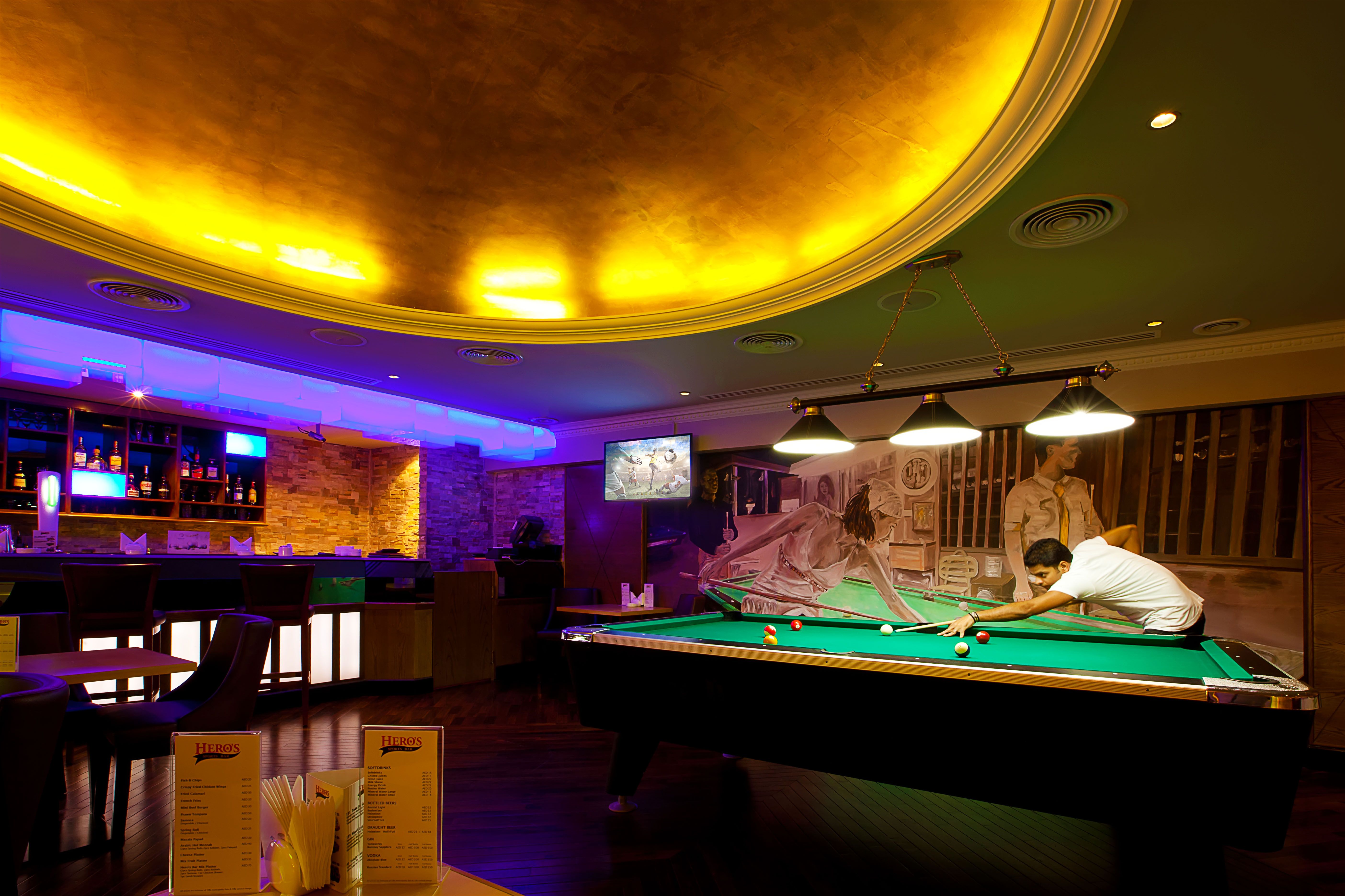 Hero's sports bar