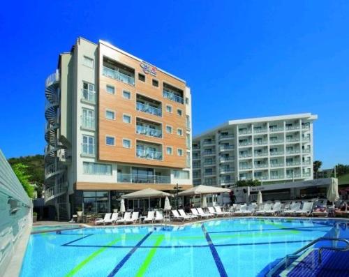 Hotel Cettia Beach.JPG