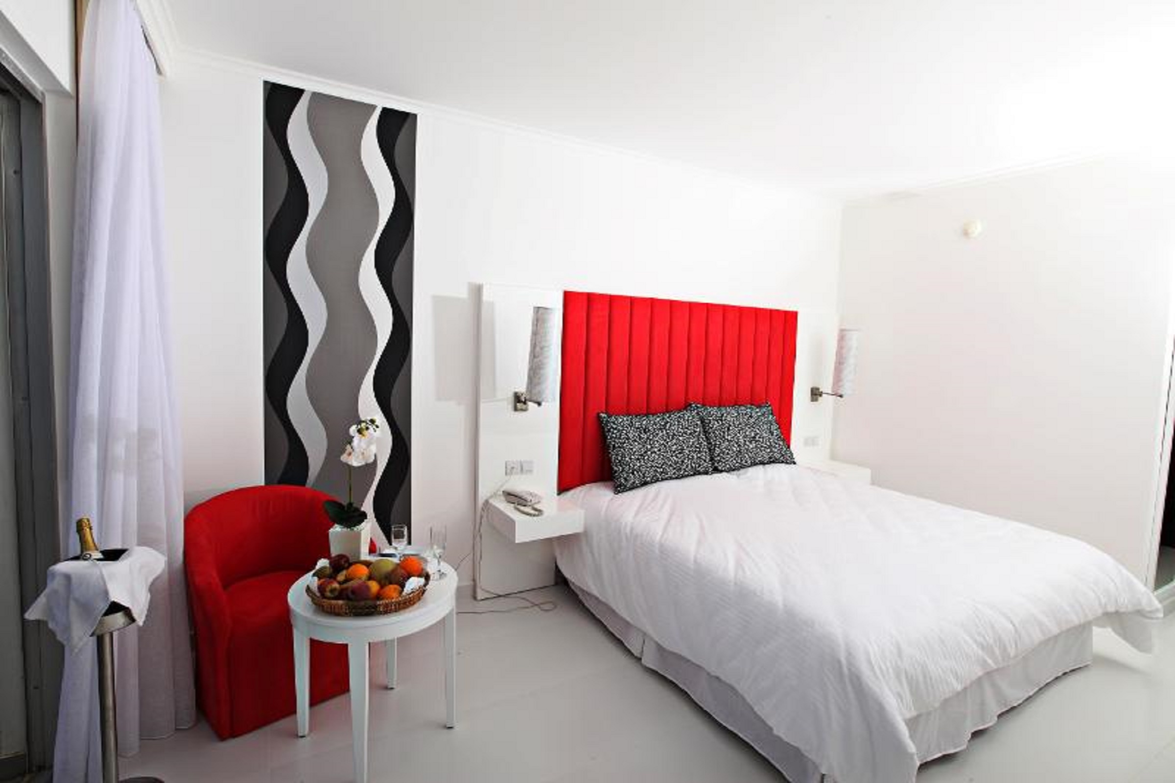SUPERIOR ROOM(GARDENVIEW,BALCONY OR TERRACE)