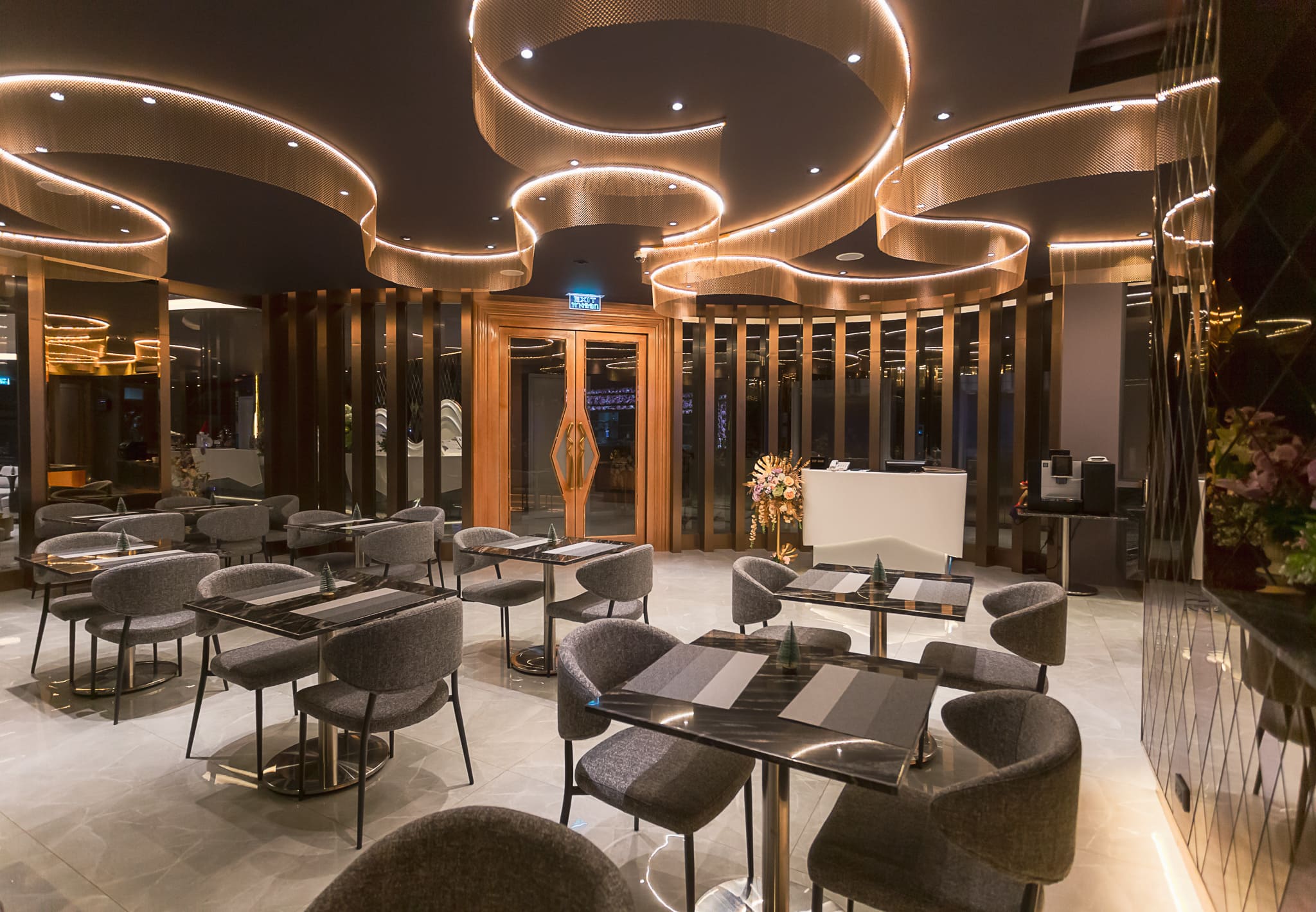 Zircon Restaurant