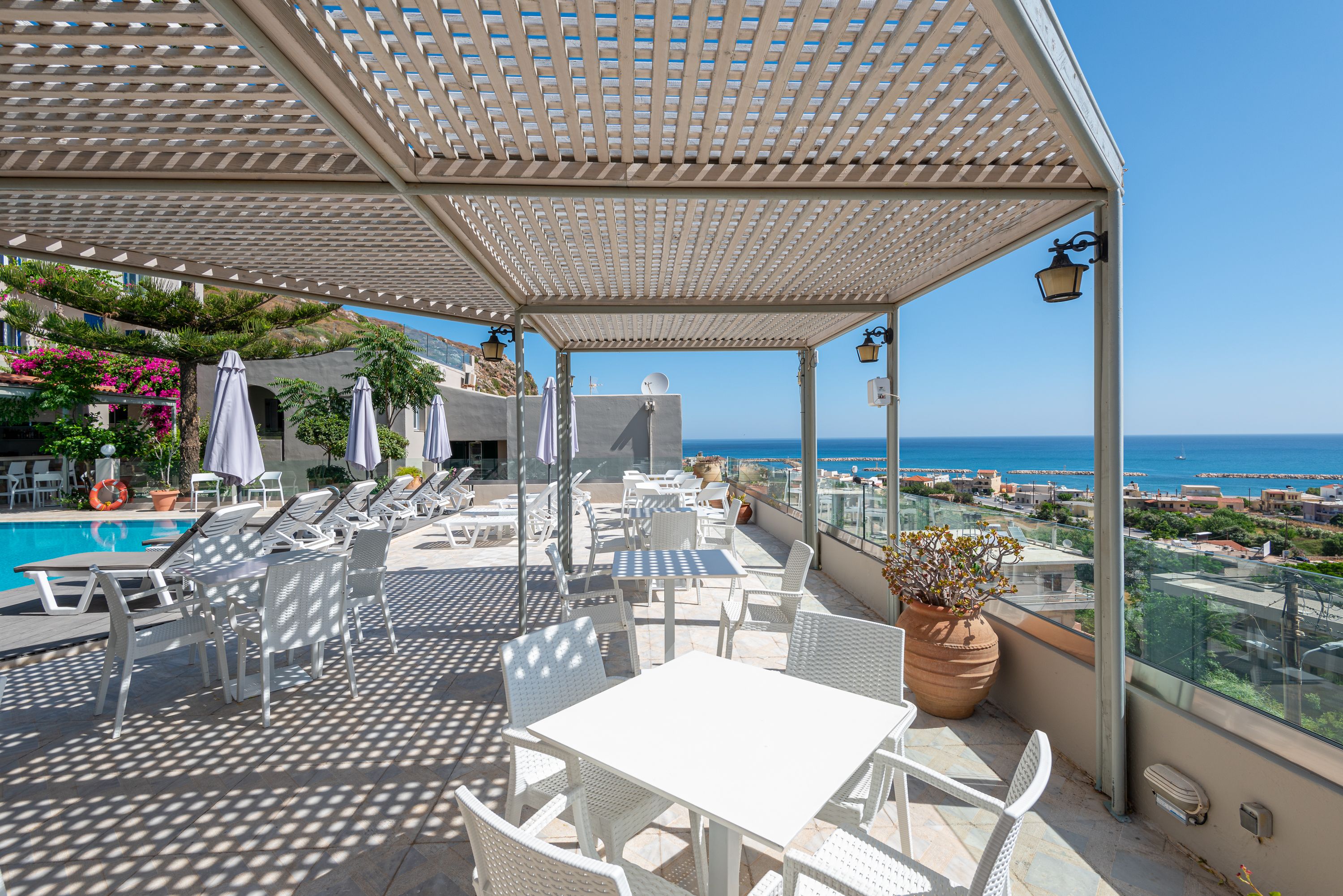 Aphea Pool Snack Bar