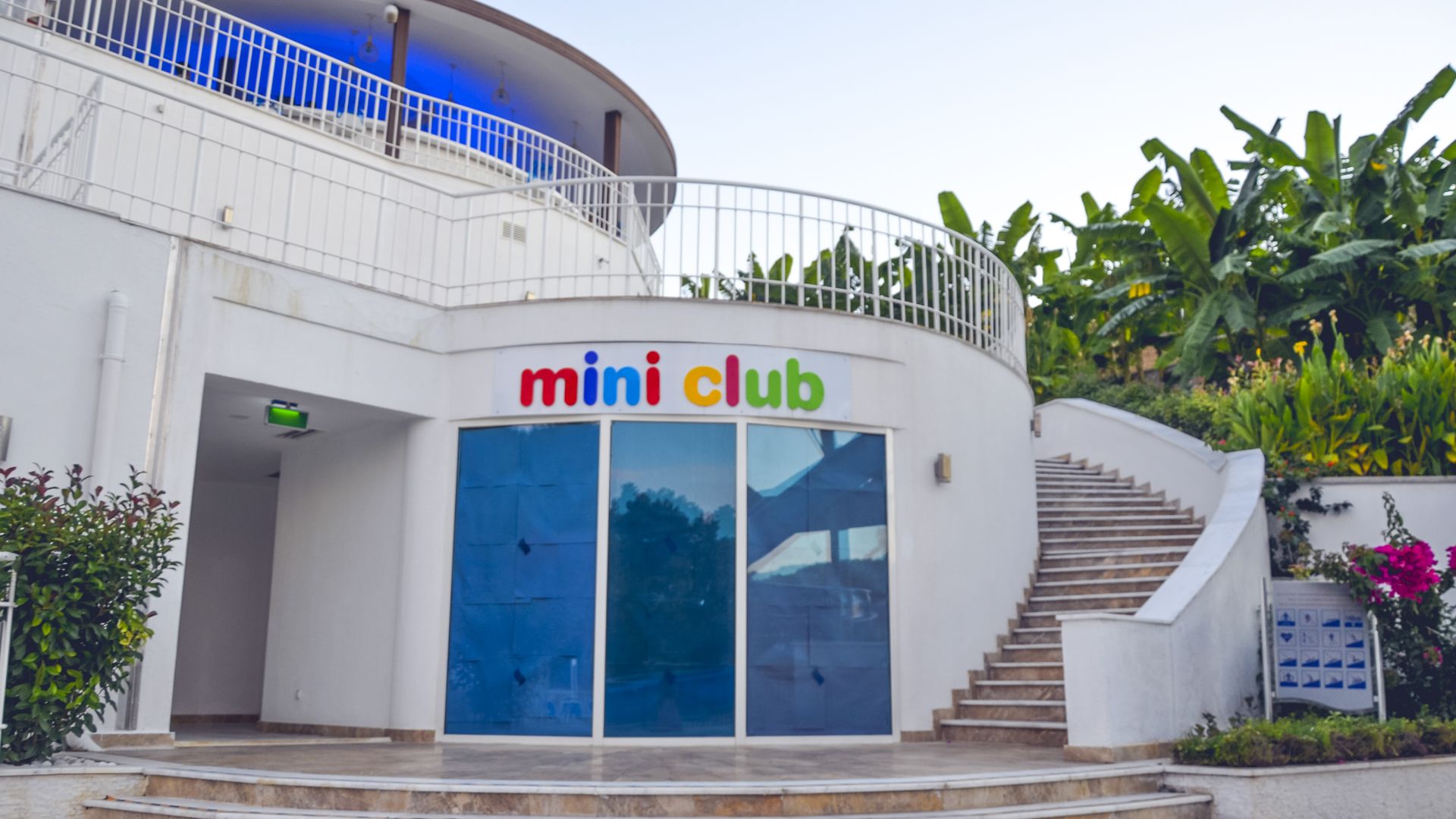 Mini Club