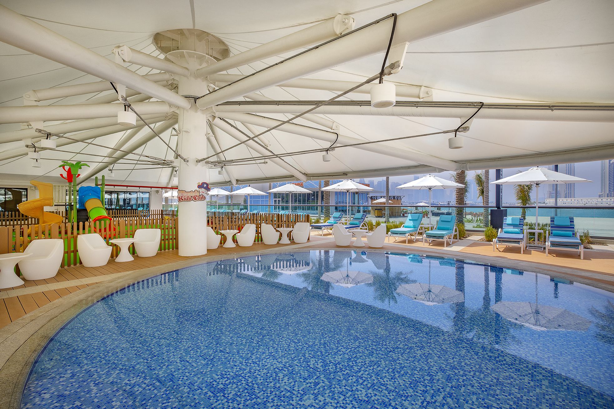 Piscina exterioara pentru copii