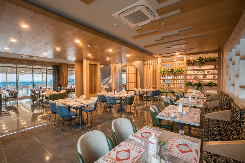 Yakamoz Main Restaurant
