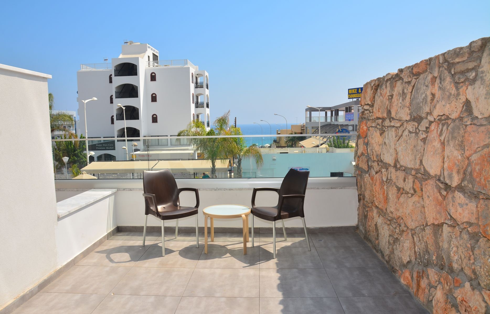 STANDARD ROOM(POOLVIEW,BALCONY)