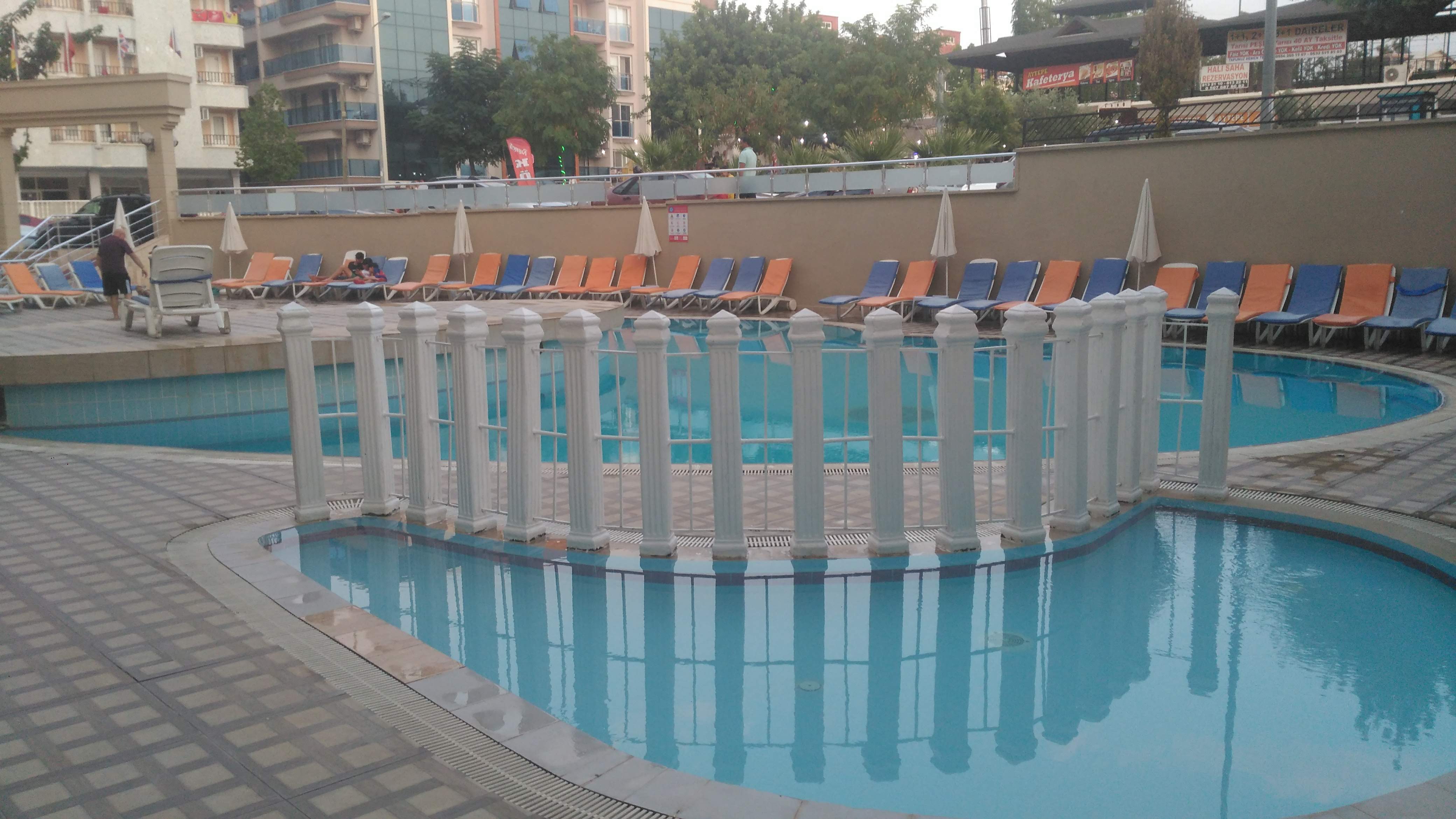 Piscina exterioara pentru copii