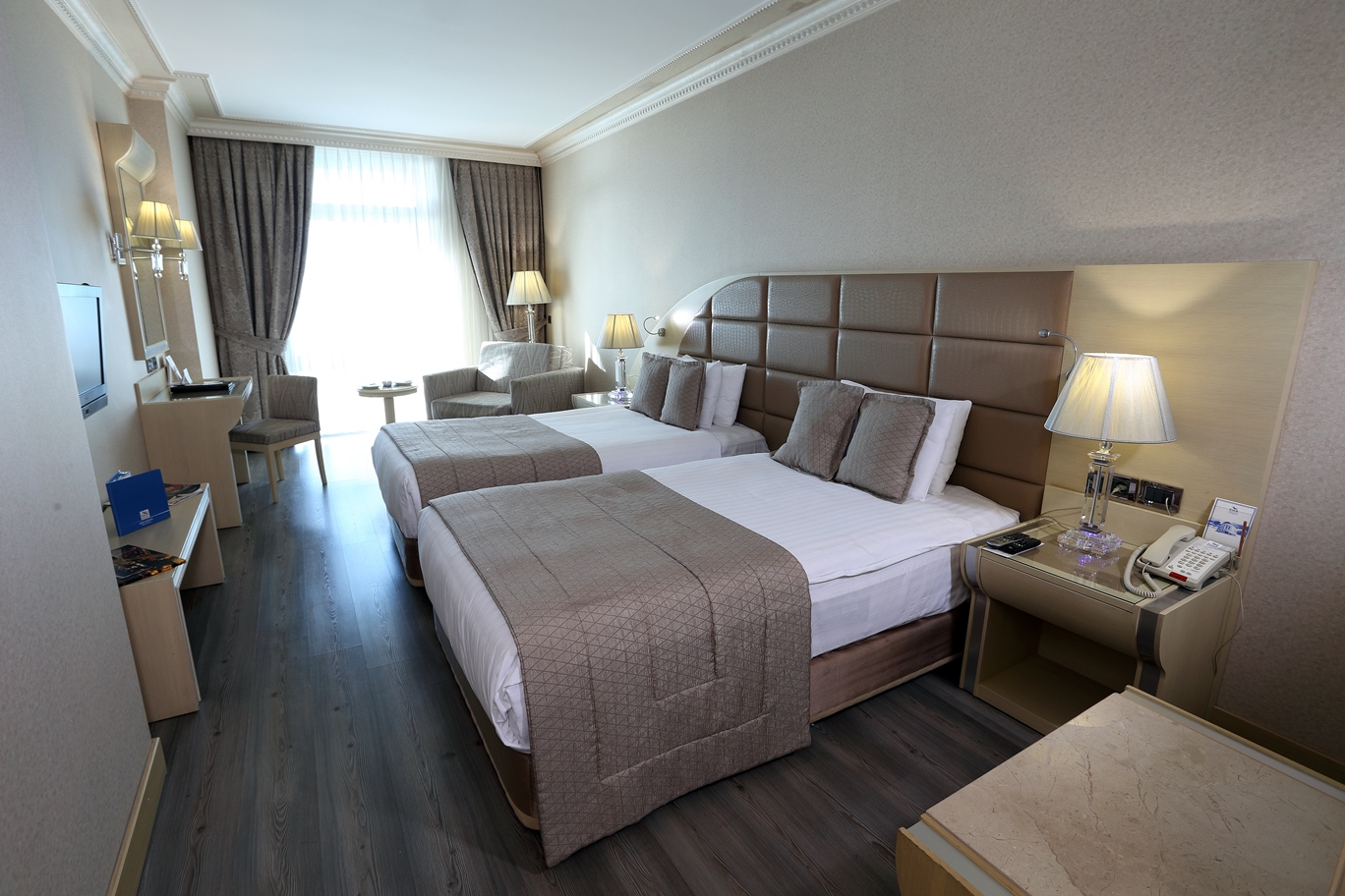 Room LUXURY