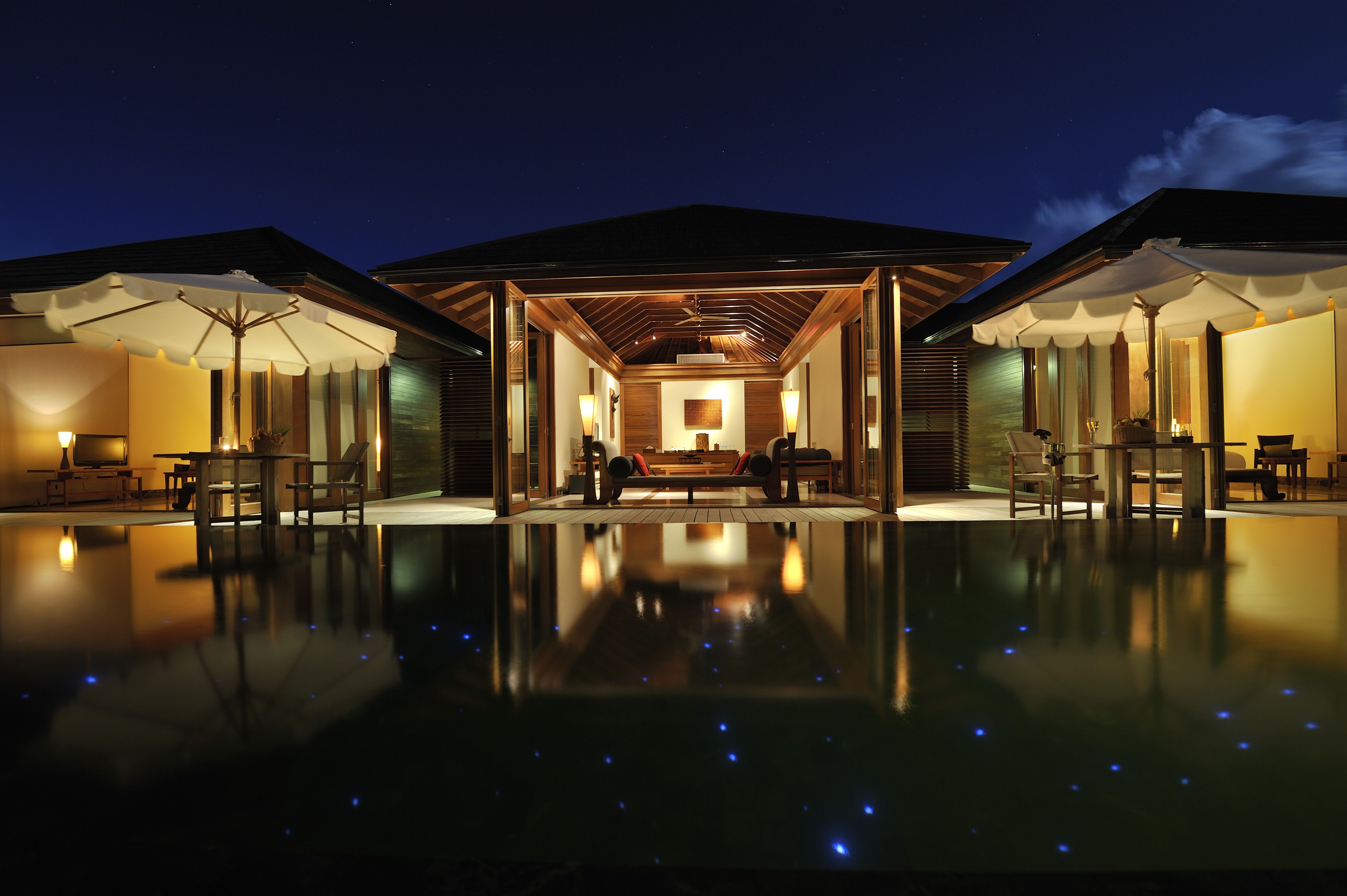 Two Bedroom Ocean Suite with Pool