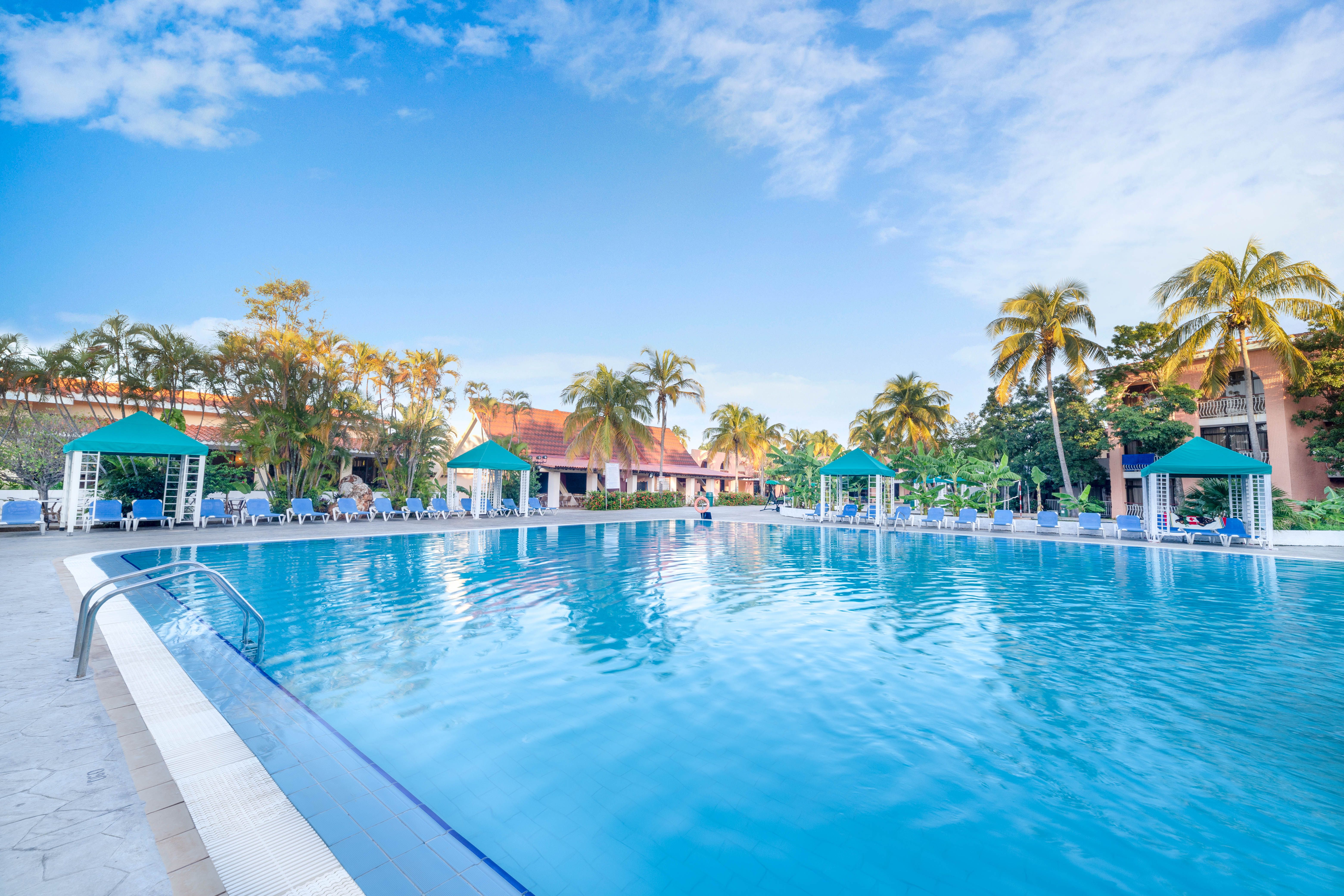 Piscina deschisă