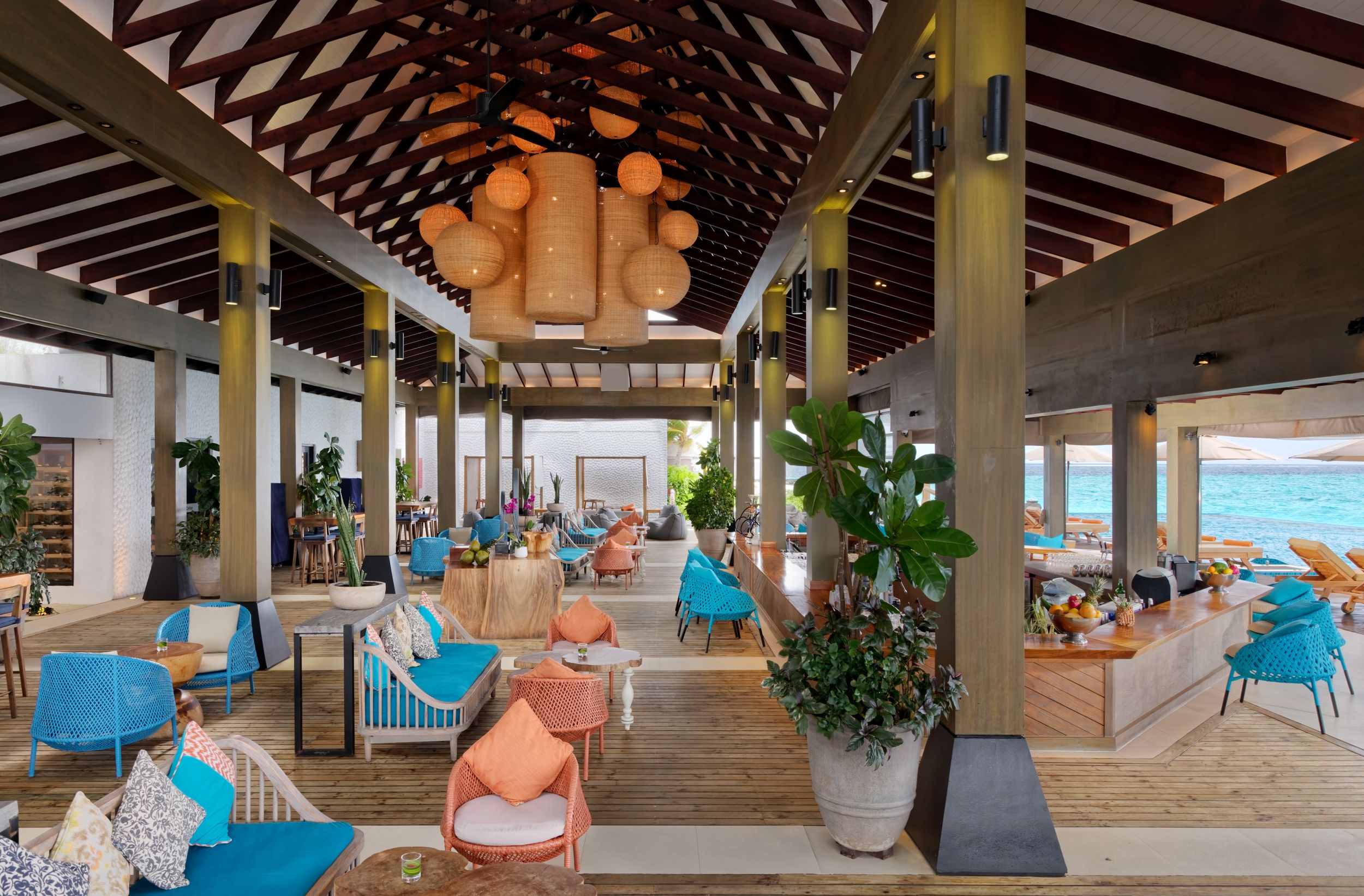 Breeze Poolside Dining & Bar