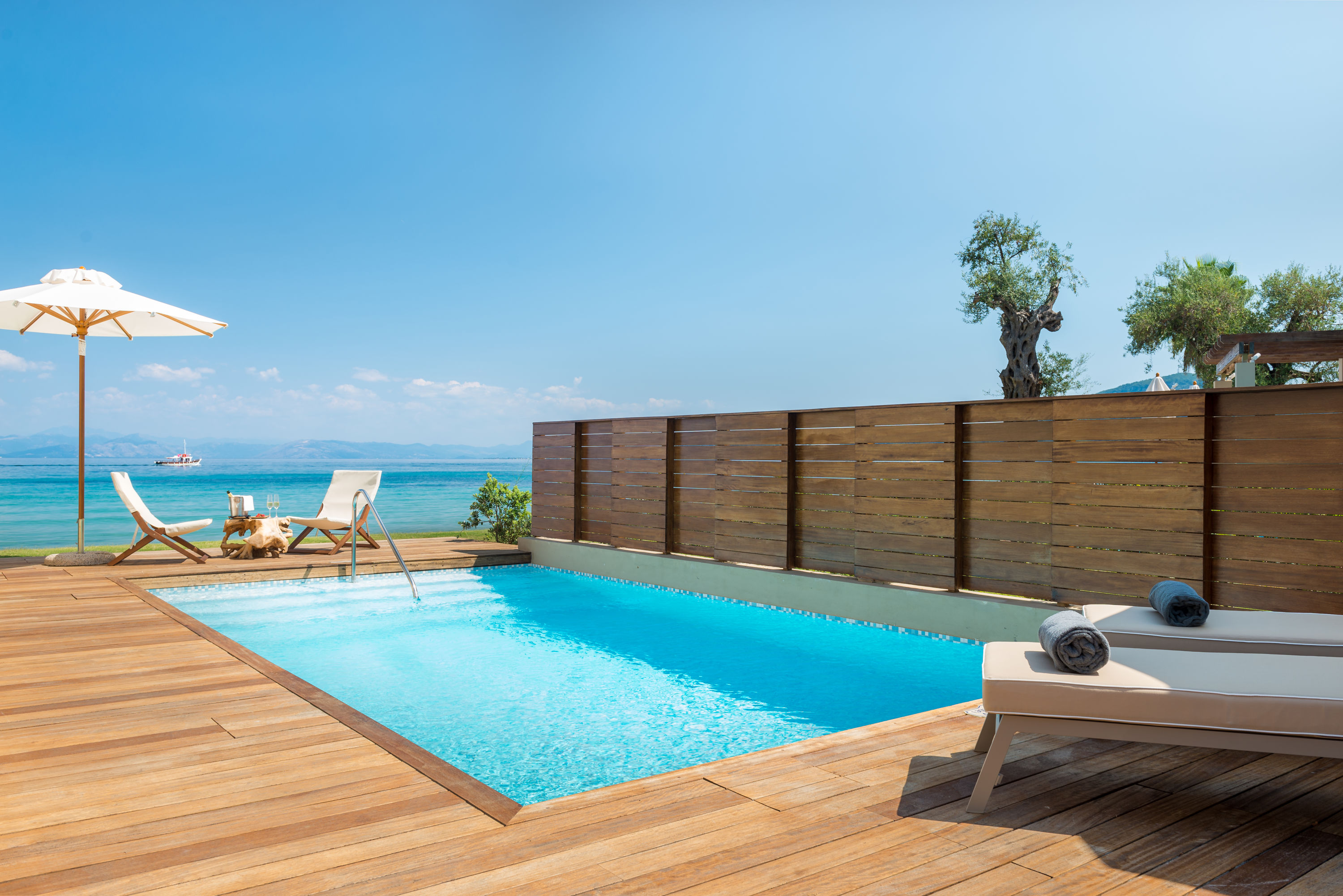 Pavilion Suite Waterfront with  Private Pool