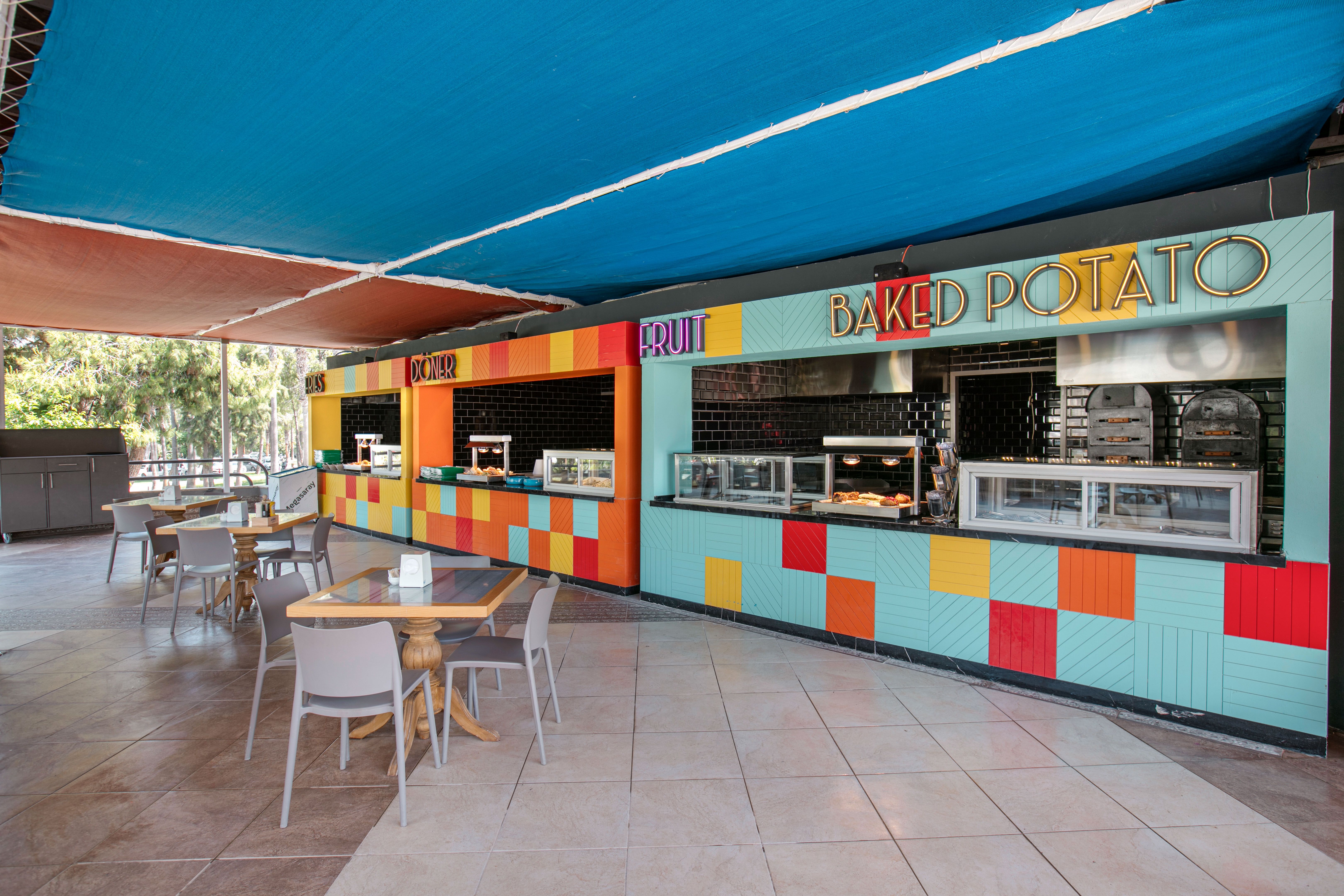 Pool Food Court