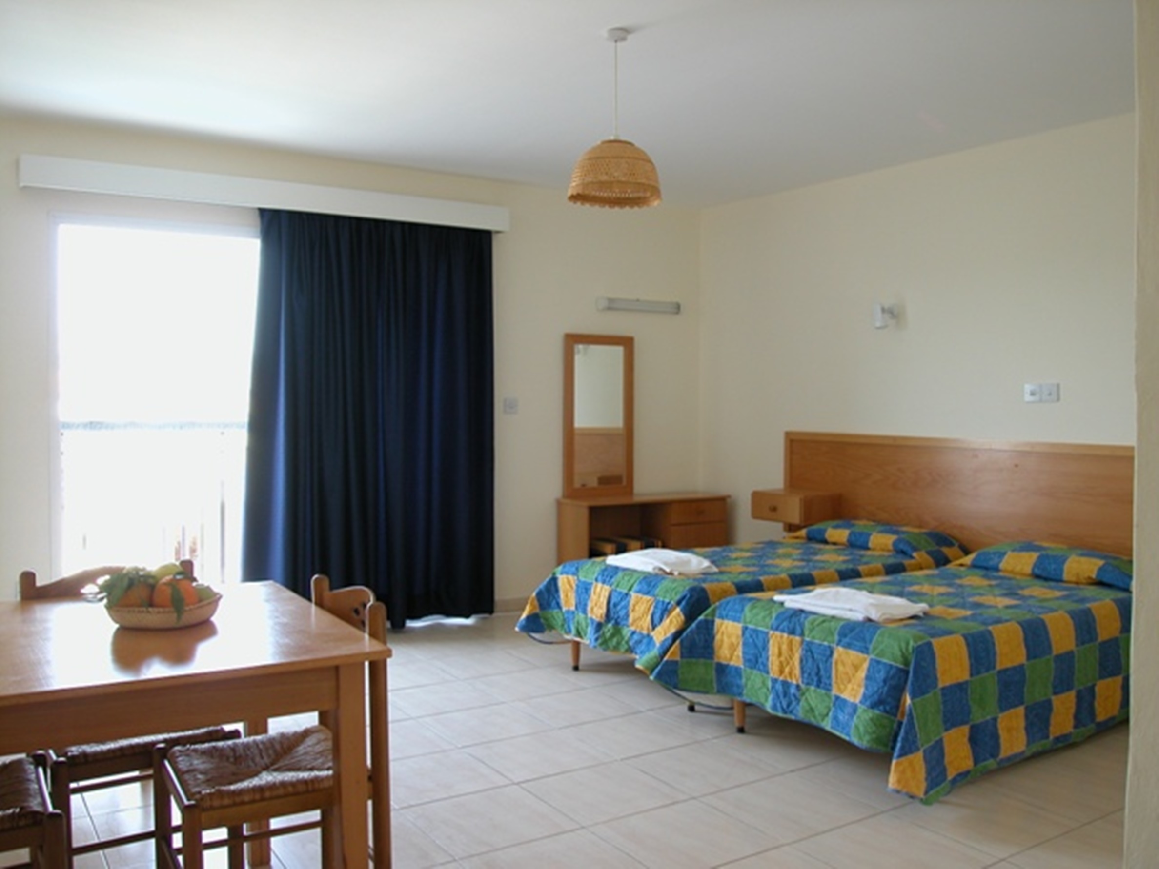 Standard Studio (Pool View, Balcony)