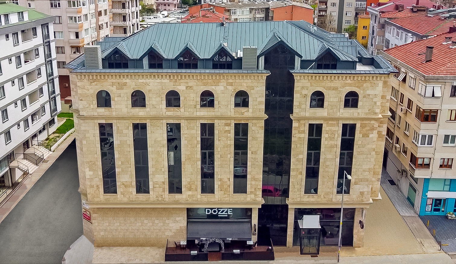 Clădirea principala