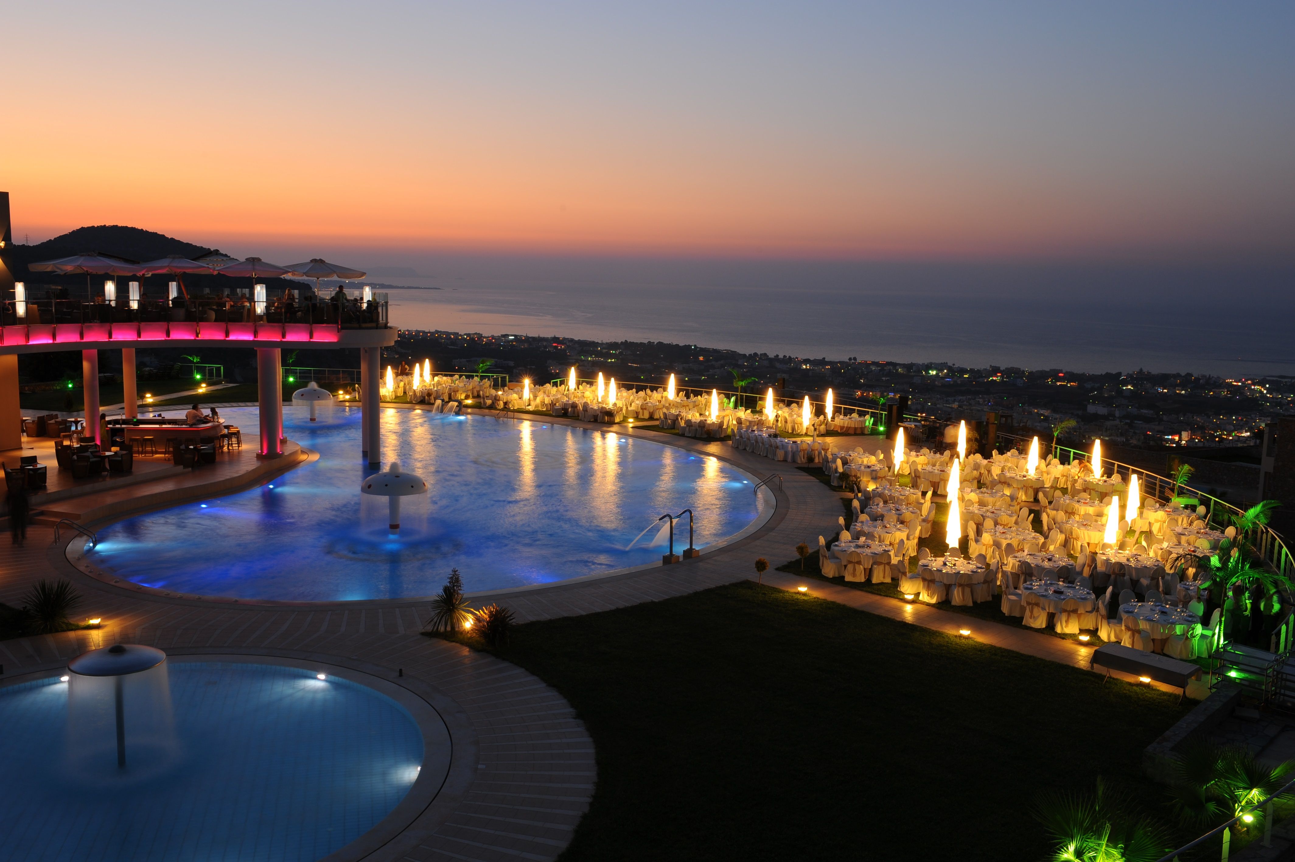 Piscina deschisă