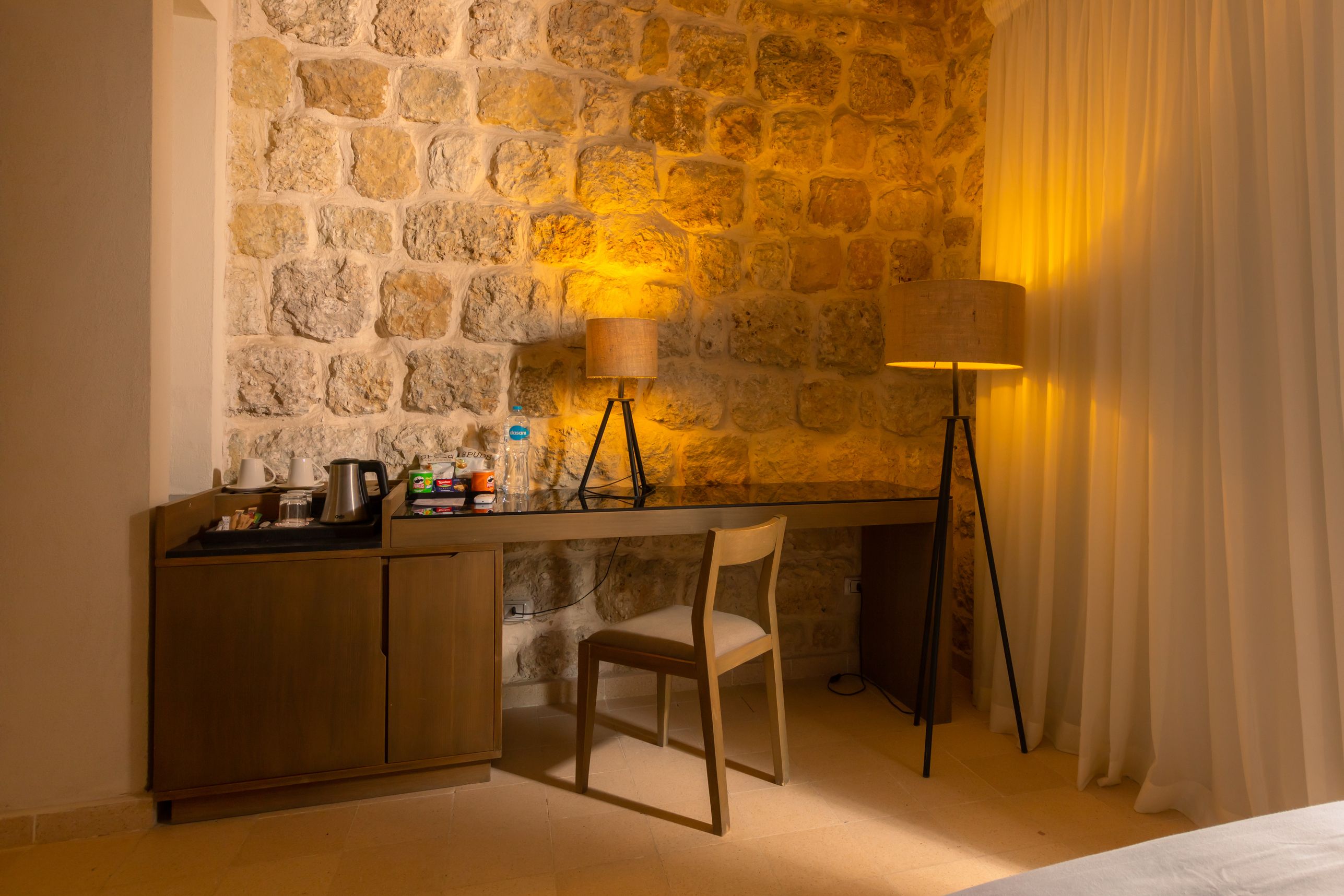 STDK - Standard Room King Bed