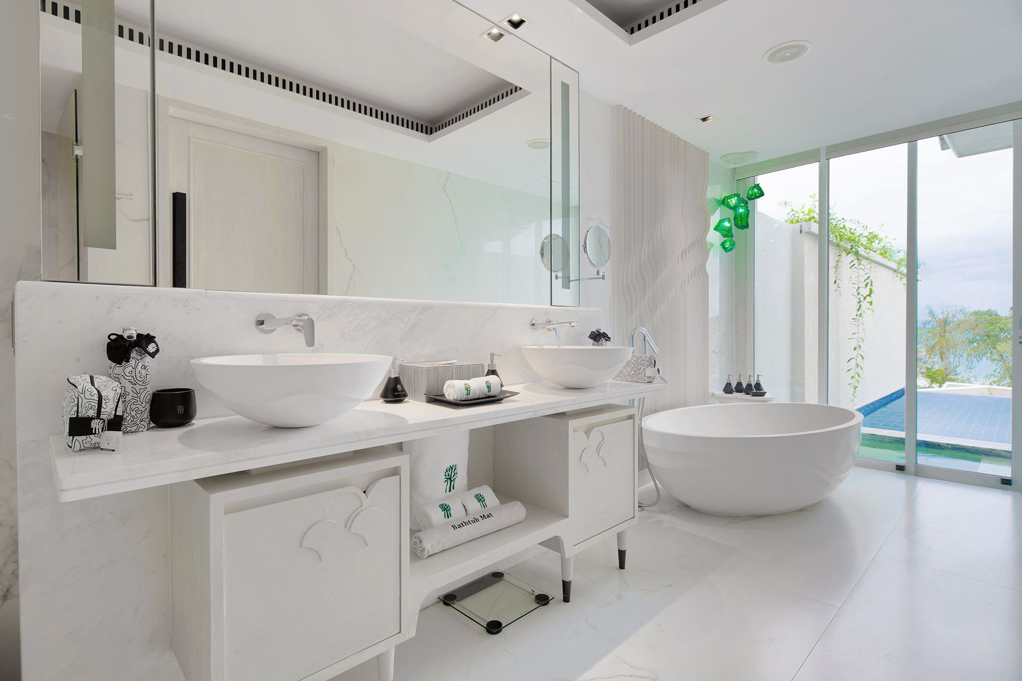 Partial Ocean Pool Suite