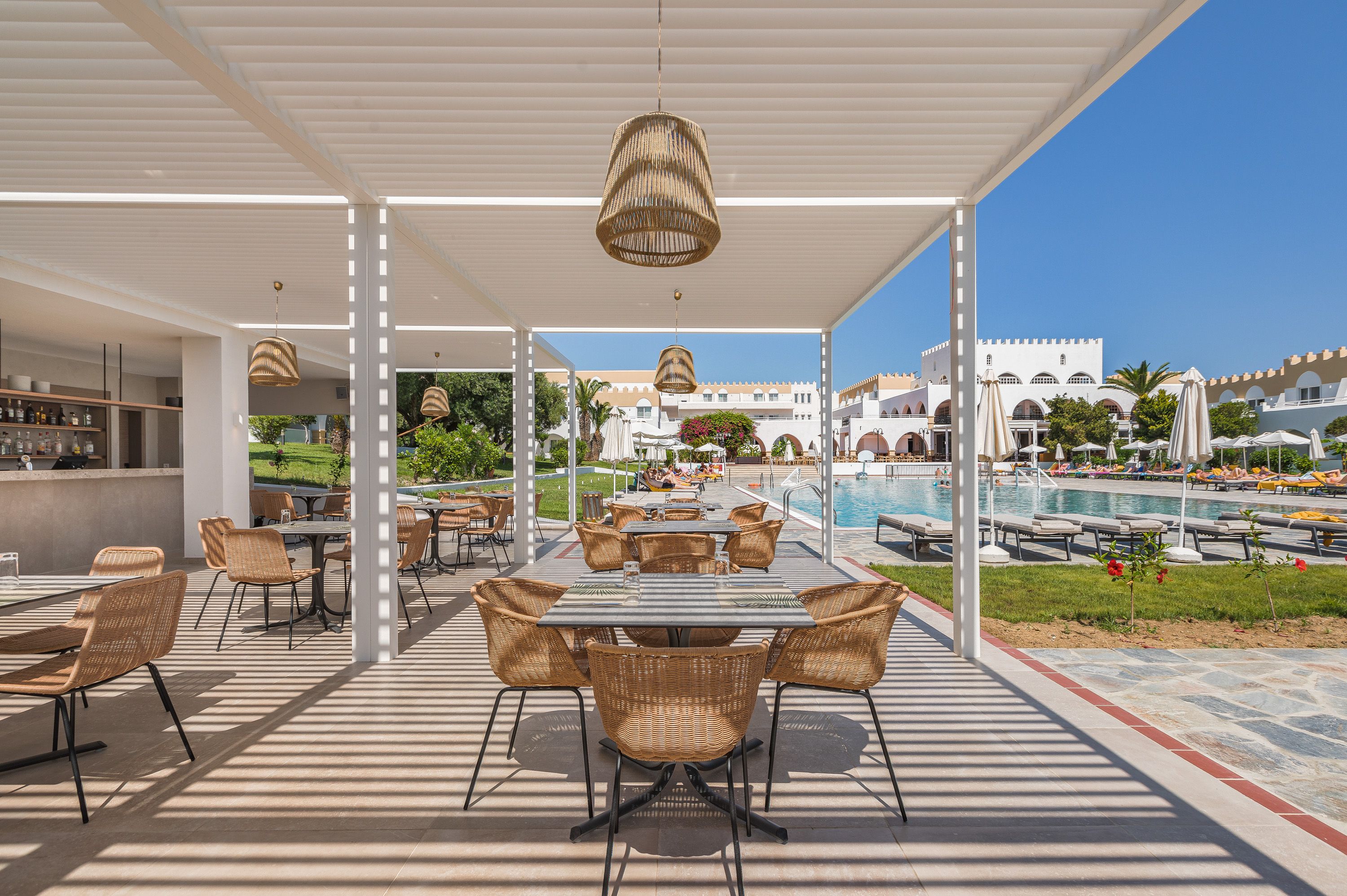 Taverna/Snack Bar
