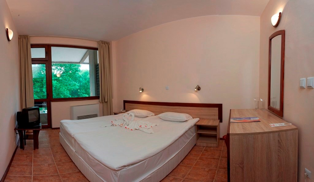 room standard double balcony 