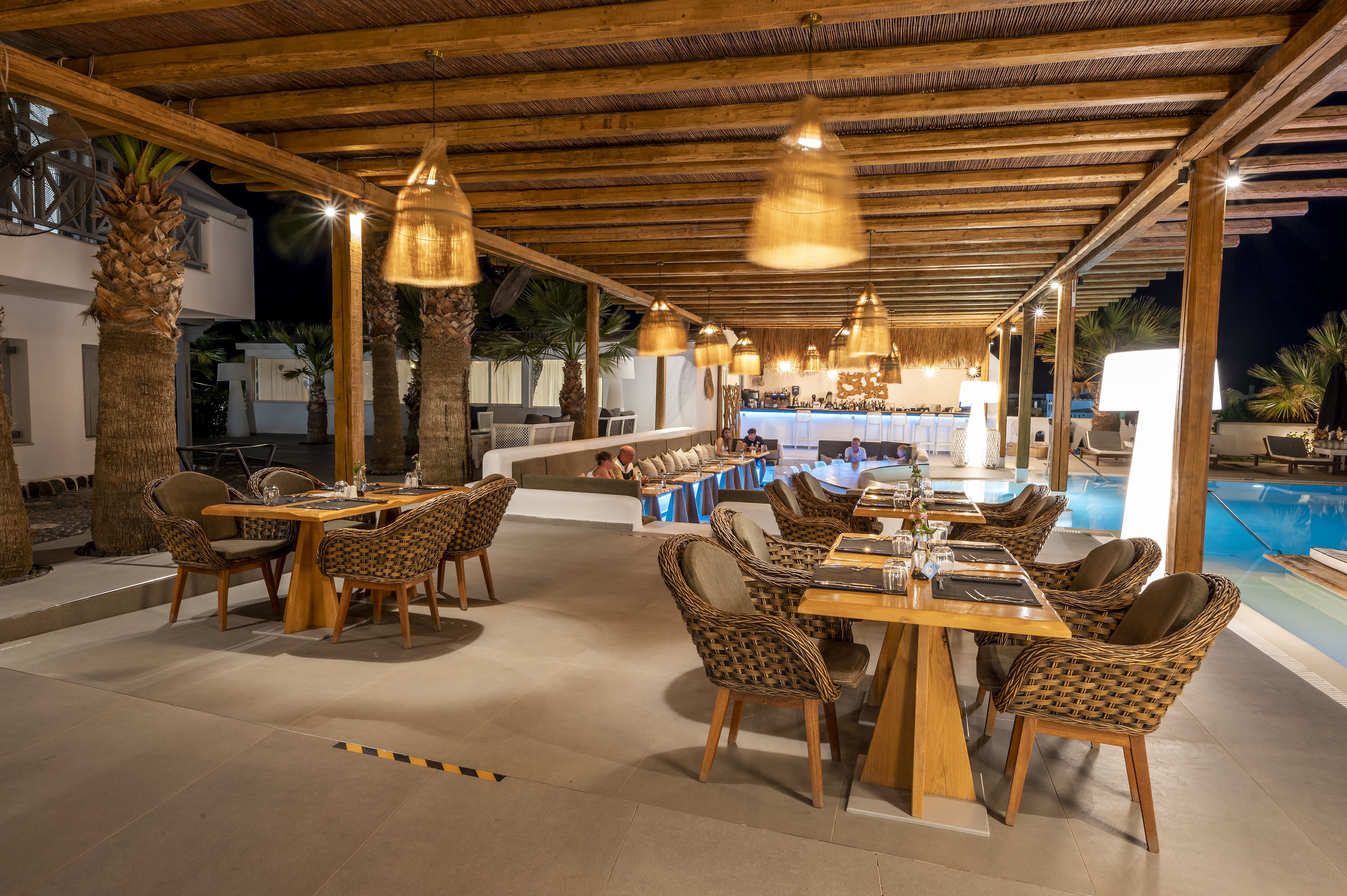Poolbar
