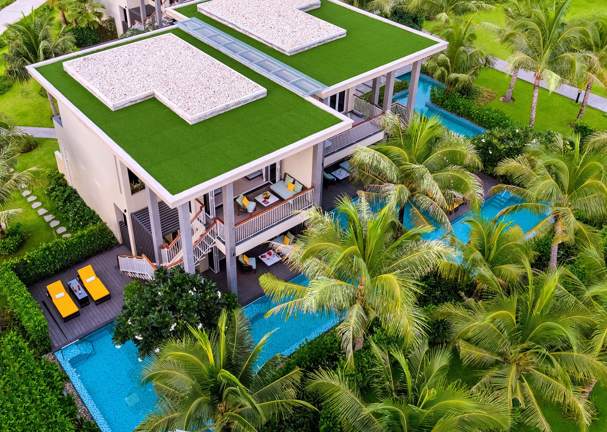 CABANA POOL ACCESS