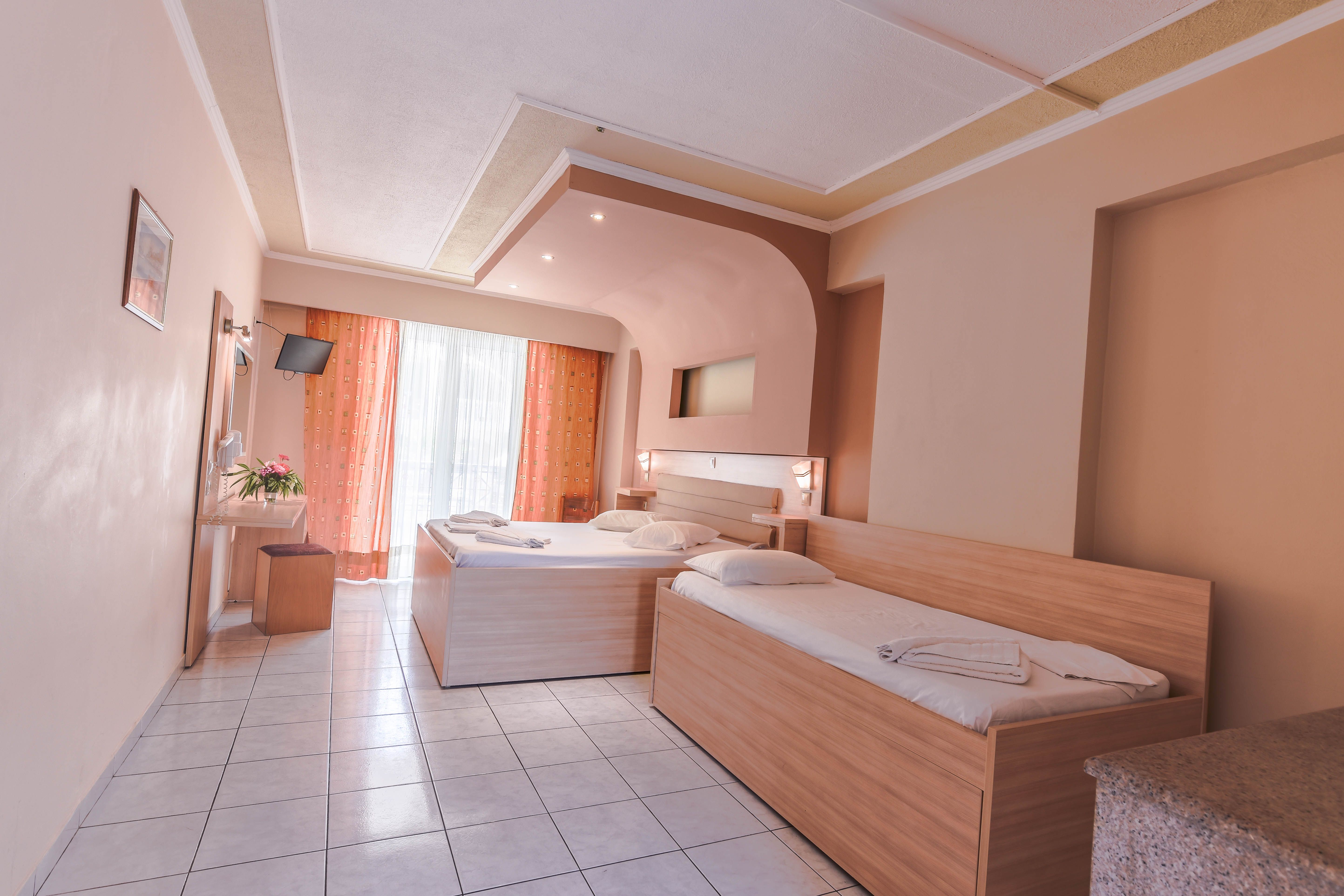 SUPERIOR DOUBLE/TWIN ROOM