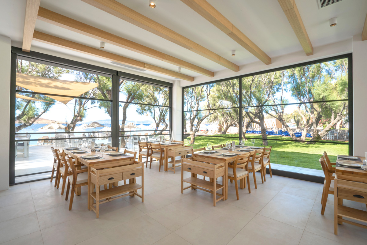 MAIN RESTOURANT