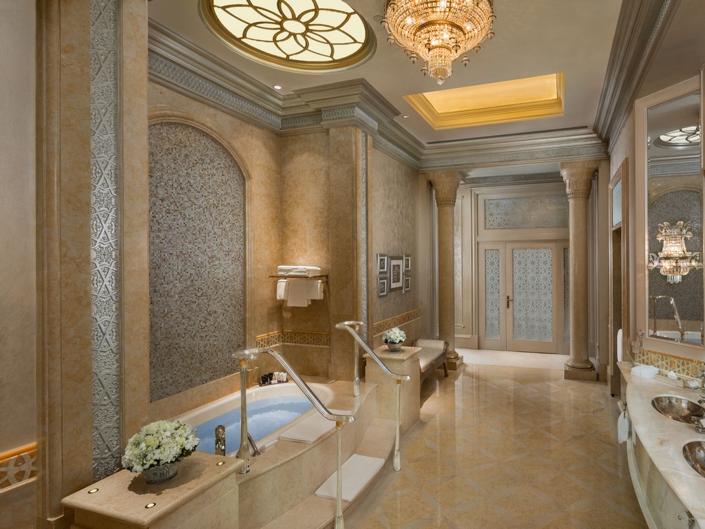 2 Bedroom Palace Suite