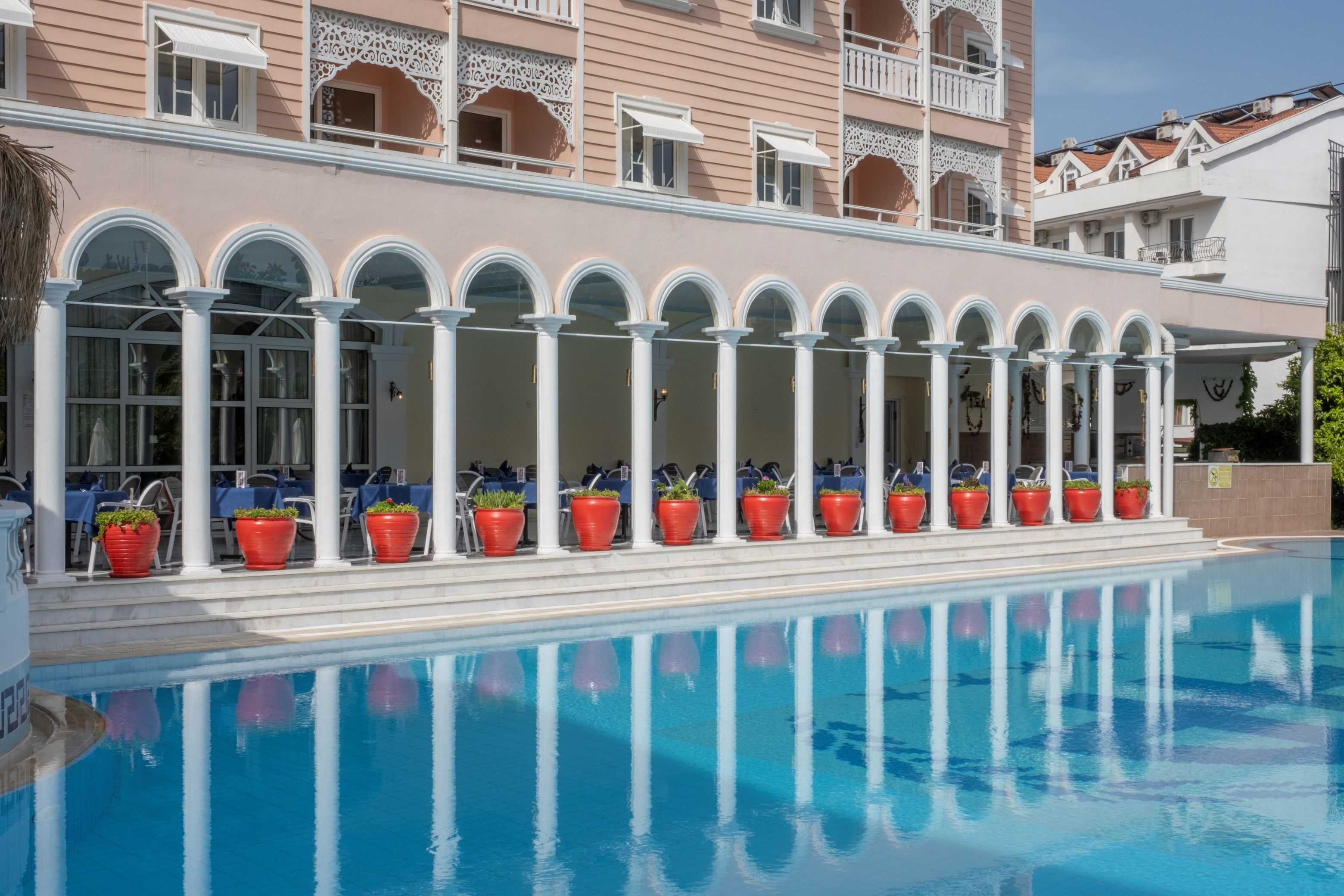 Piscina deschisă
