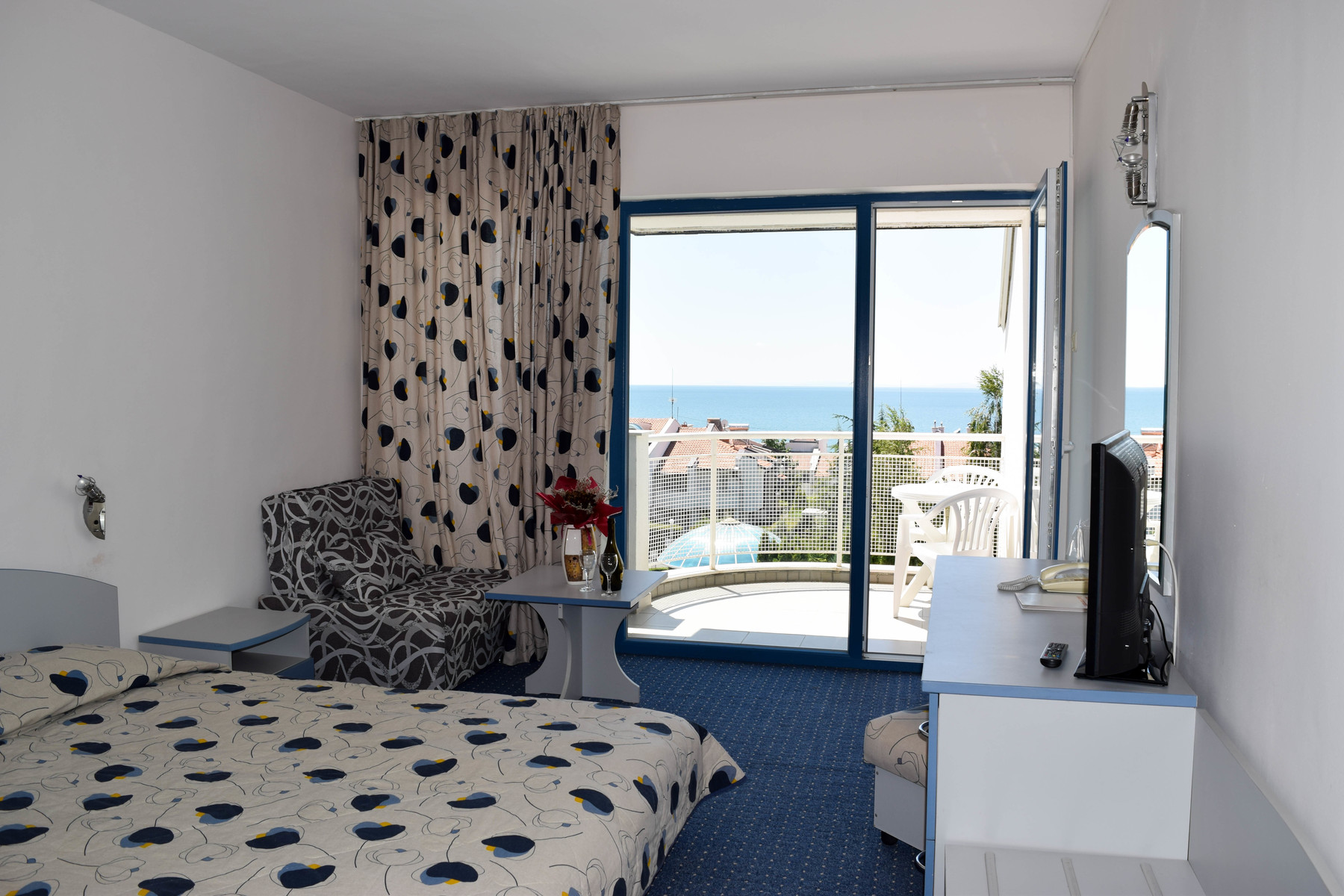 STANDARD ROOM (BALCONY OR TERRACE ECONOMY)