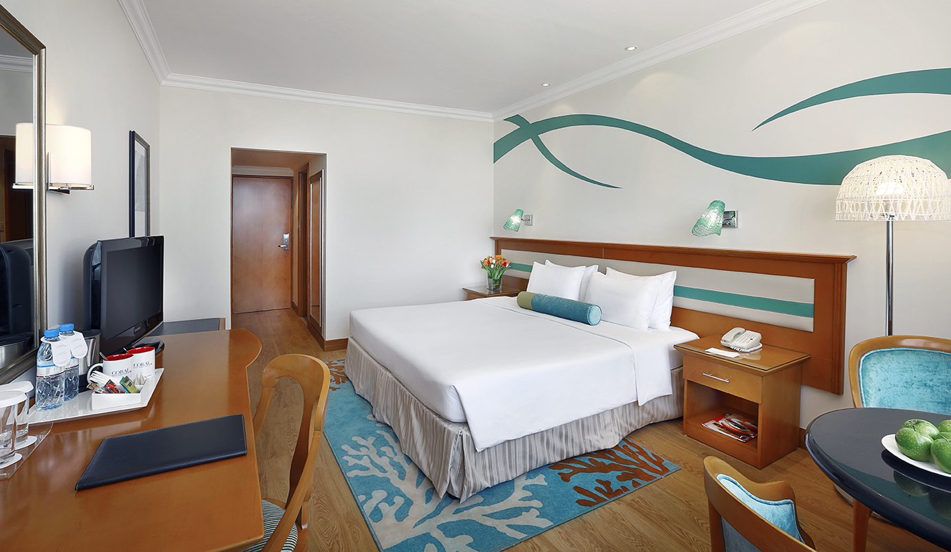 DELUXE SEA VIEW