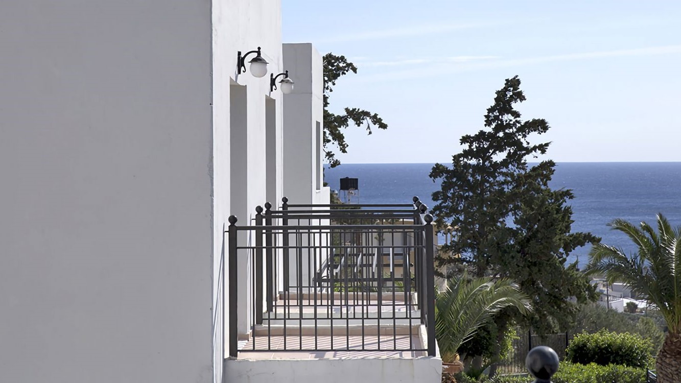 FAMILY SEA VIEW