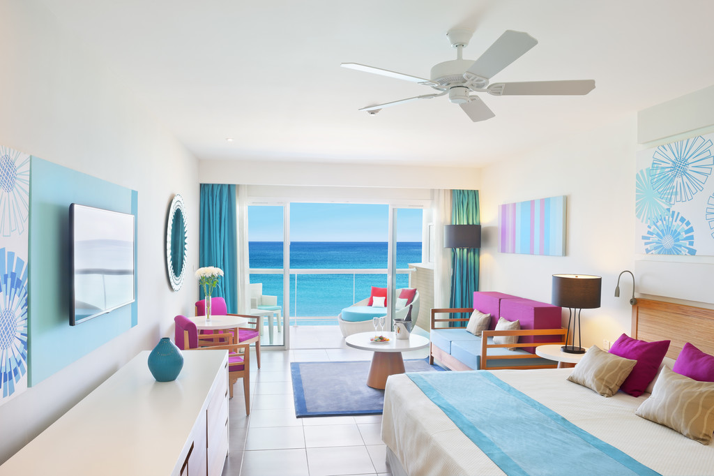 PREMIUM ROOM OCEAN FRONT
