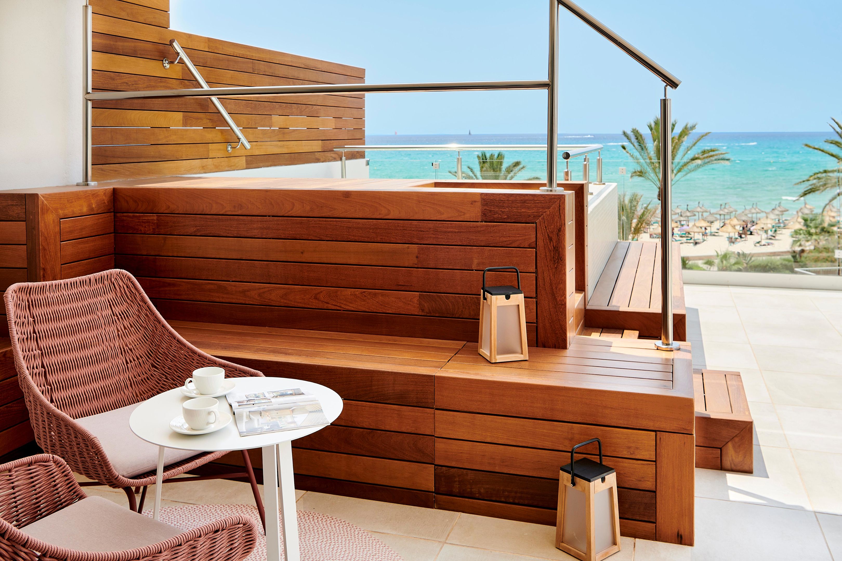 JUNIOR SUITE SEA VIEW PRIORITY LOCATION 