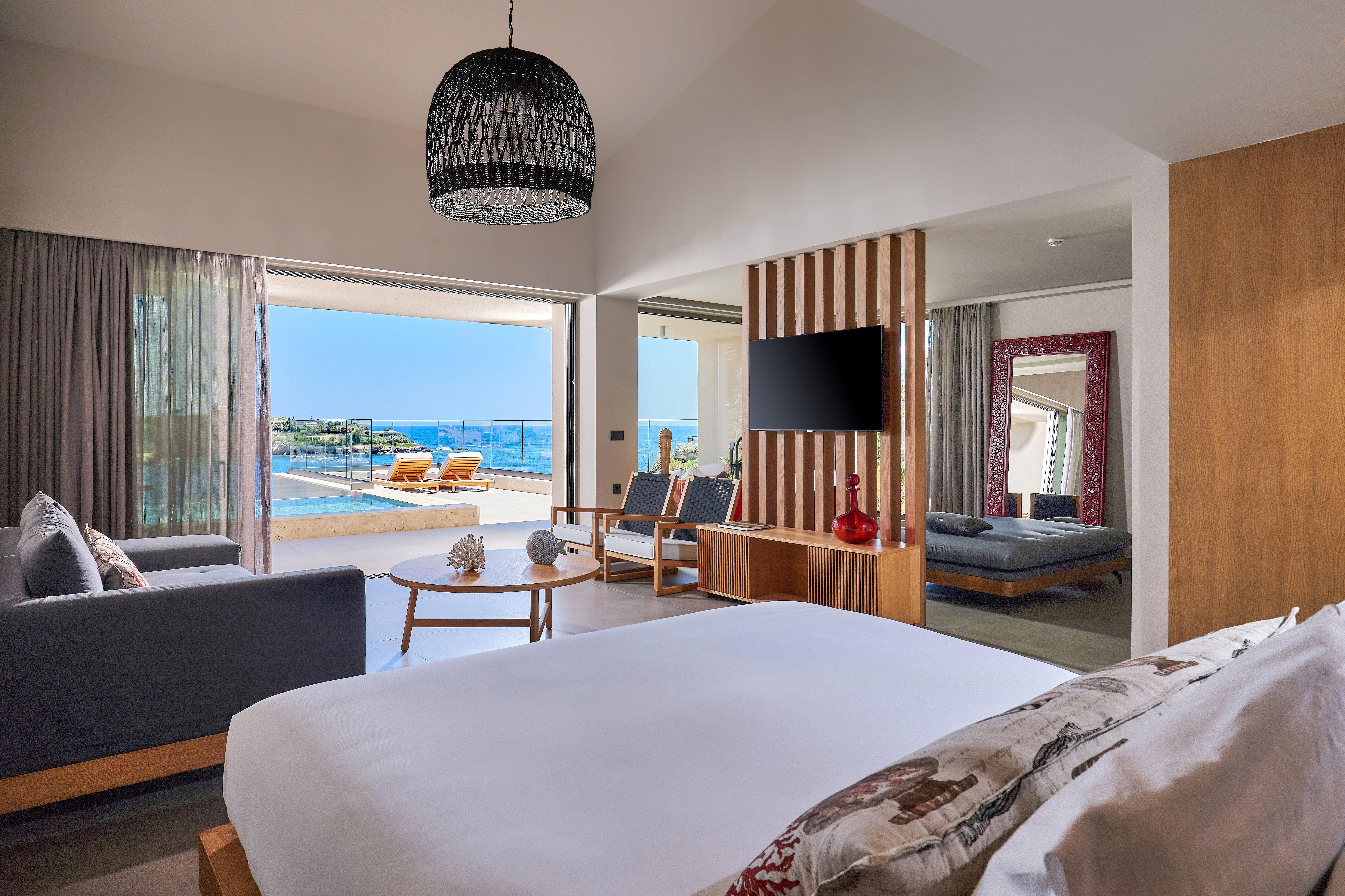 Ruby Ambassador Suite Plunge Pool Sea View