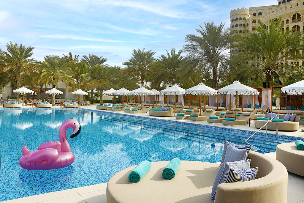 Sunset Beach Lounge
