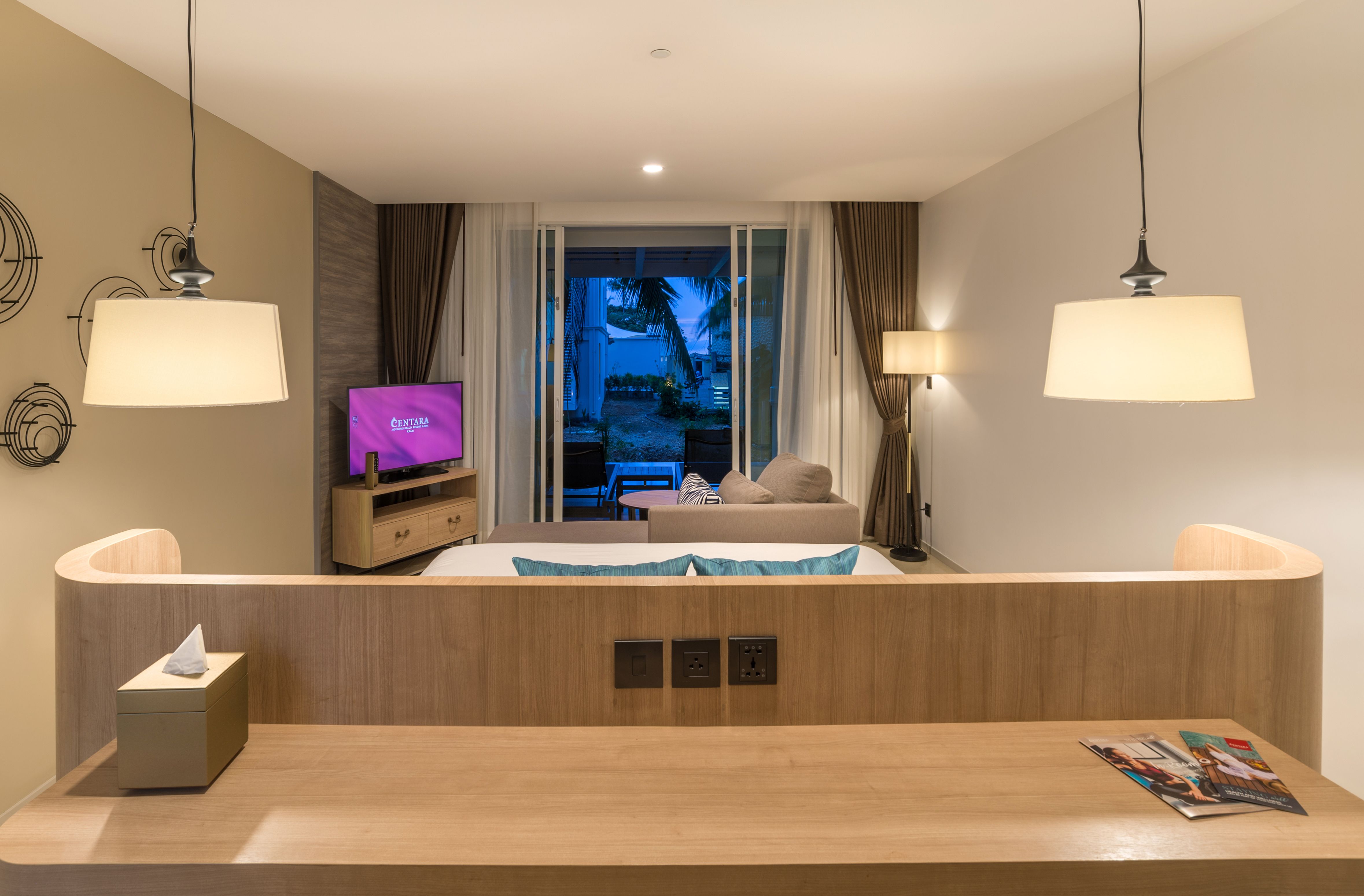 Premium Deluxe Pool Corner
