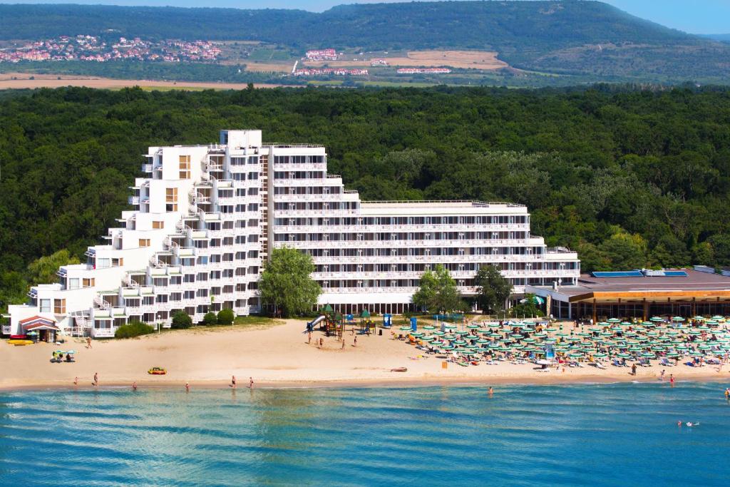 Clădirea principala