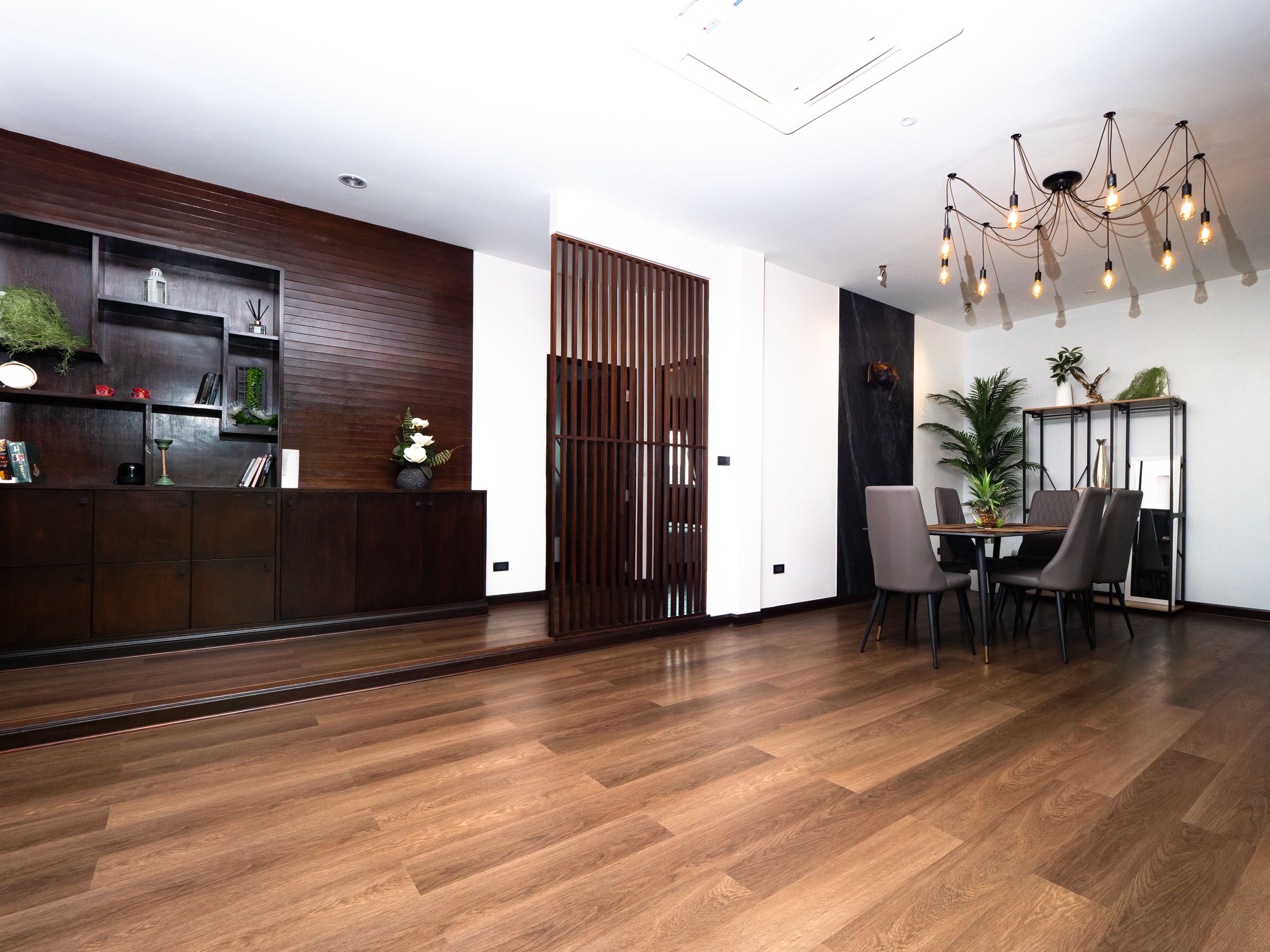 Grand Penthouse
