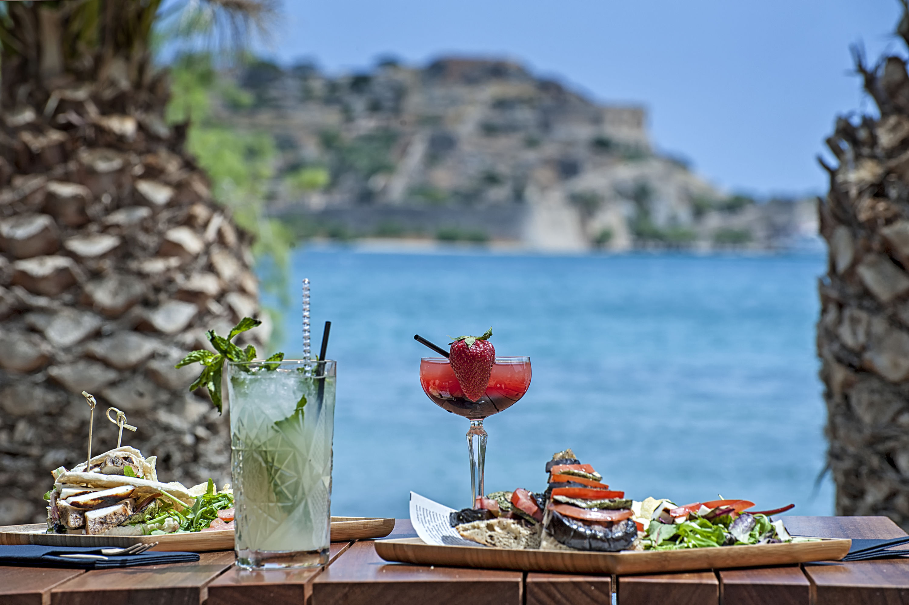 Breeze All Day Beach Lounge